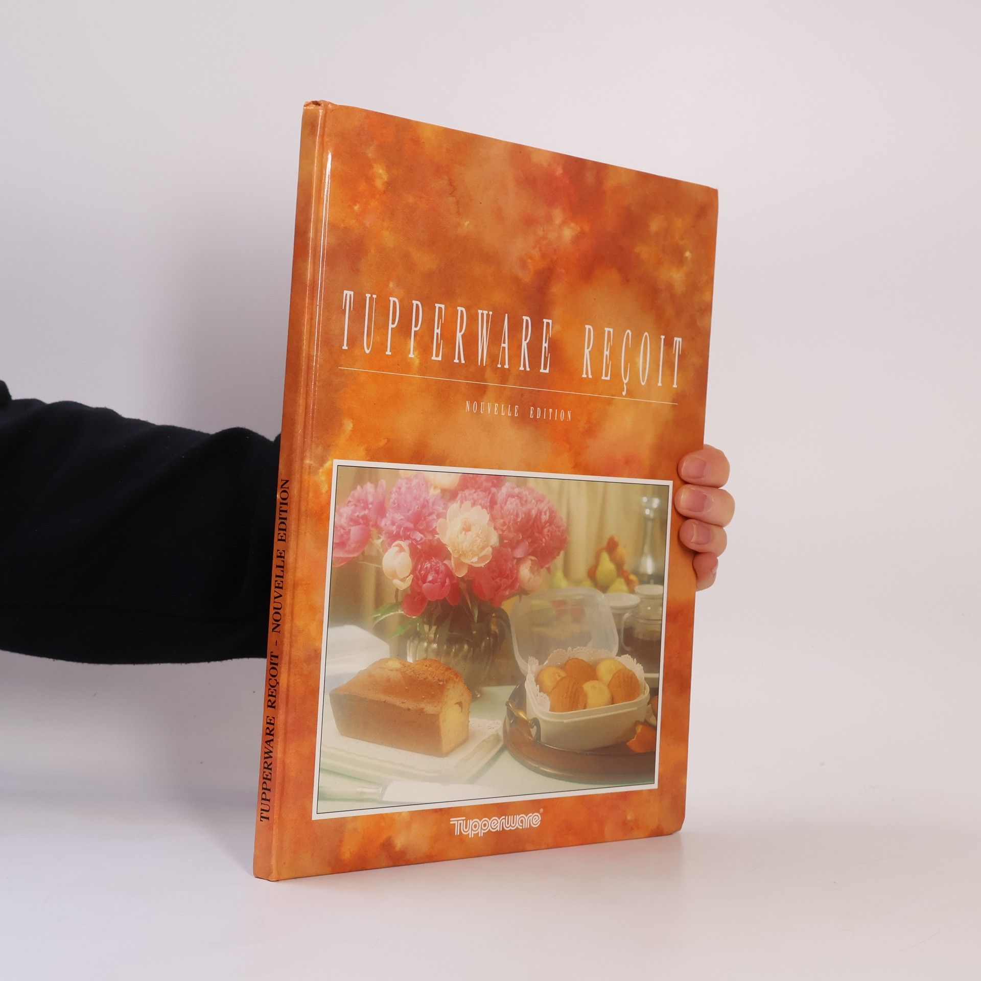 kolektiv Tupperware reçoit