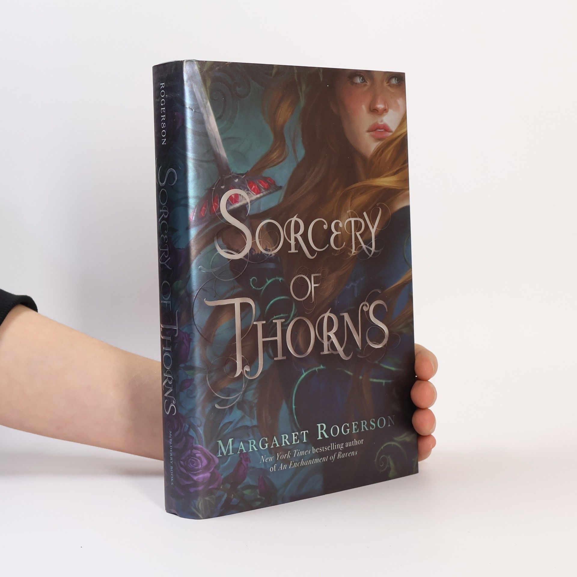 Margaret Rogerson Sorcery of Thorns