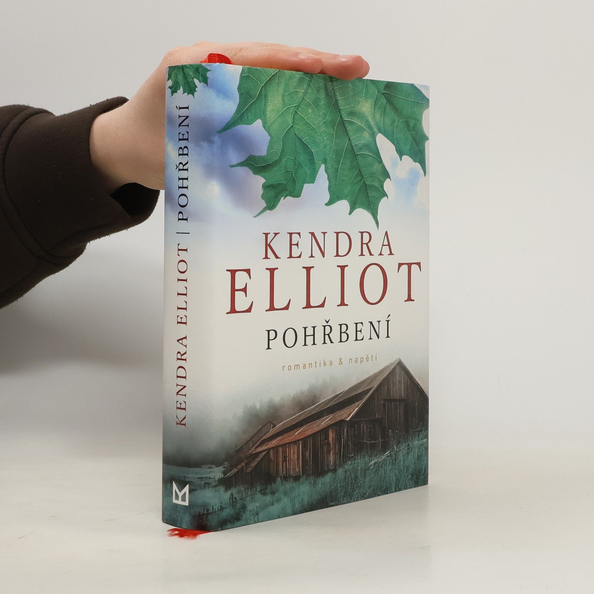 Kendra Elliot Pohřbení