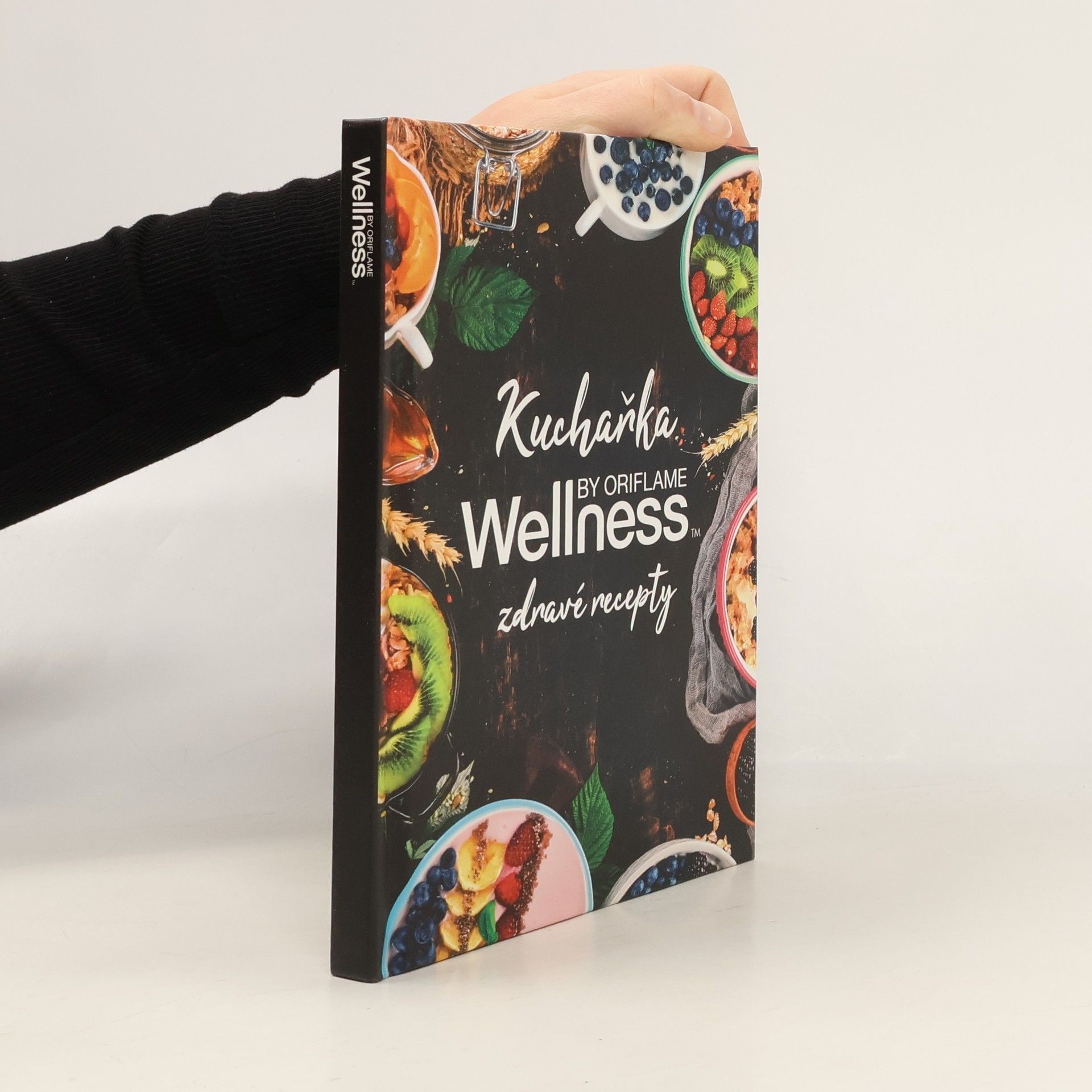 Kolektiv autorů Kuchařka Wellness by Oriflame. Zdravé recepty