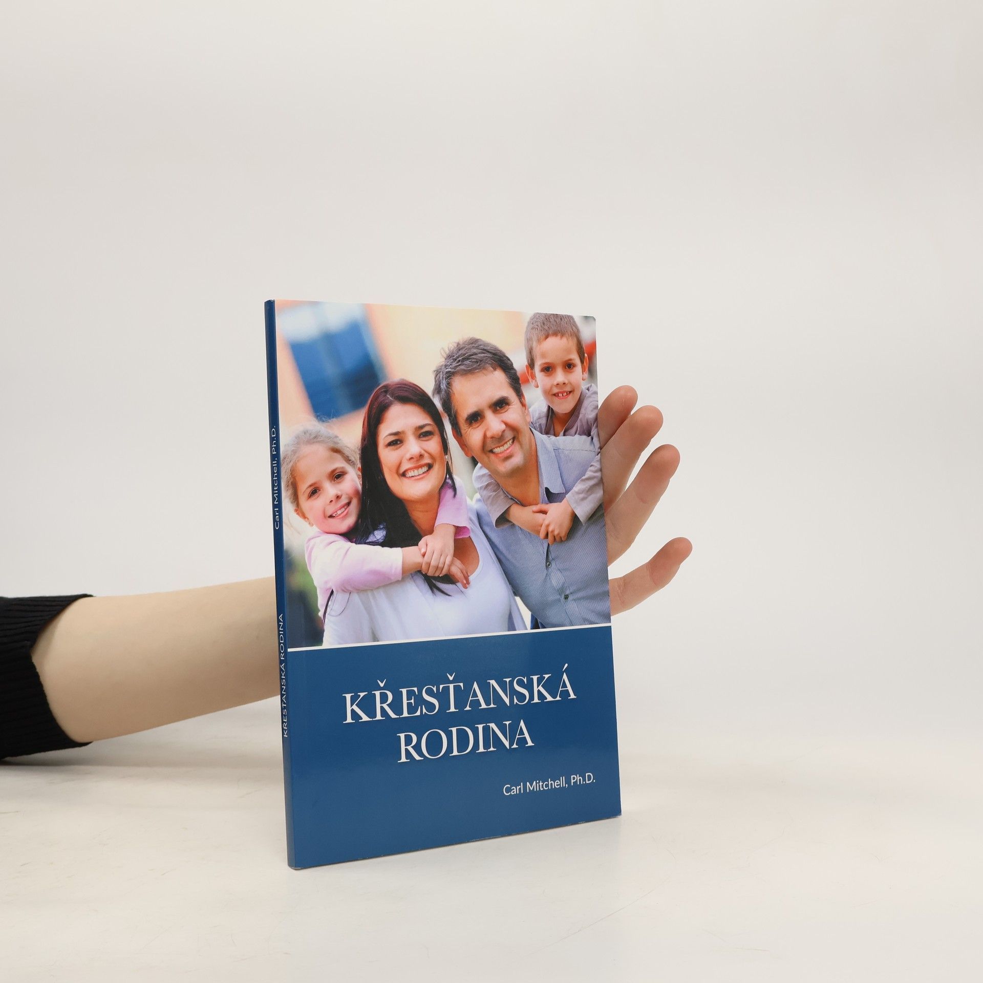 Carl Mitchell Křesťanská rodina
