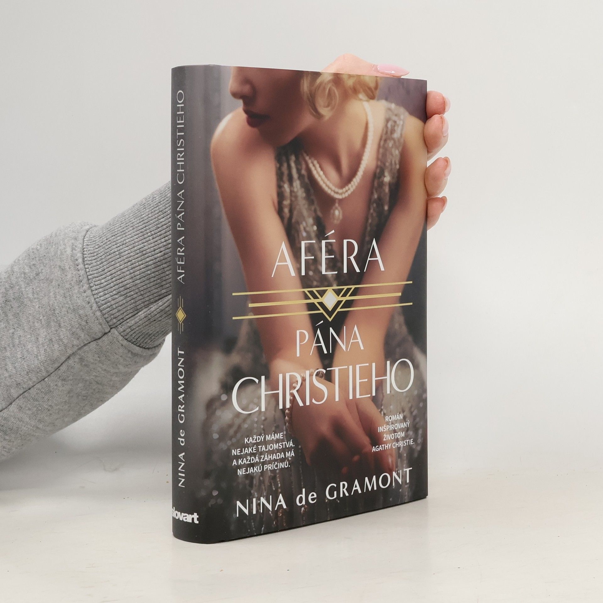 Nina de Gramont Aféra pána Christieho