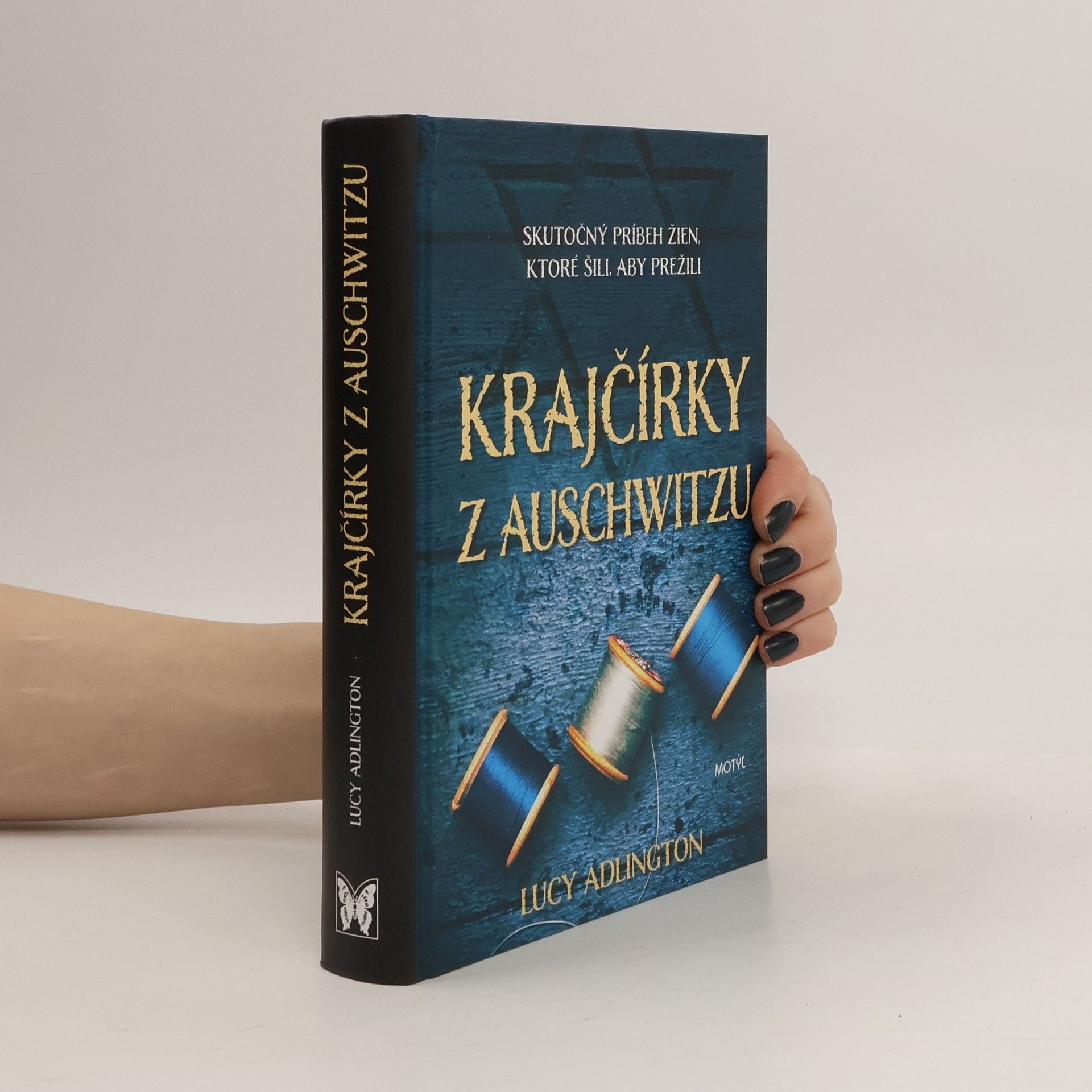 Lucy Adlington Krajčírky z Auschwitzu