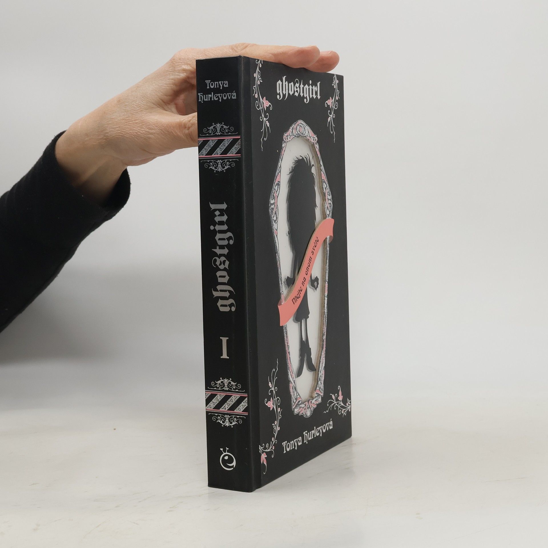 Tonya Hurley Ghostgirl. Kniha první, Vítejte na onom světě
