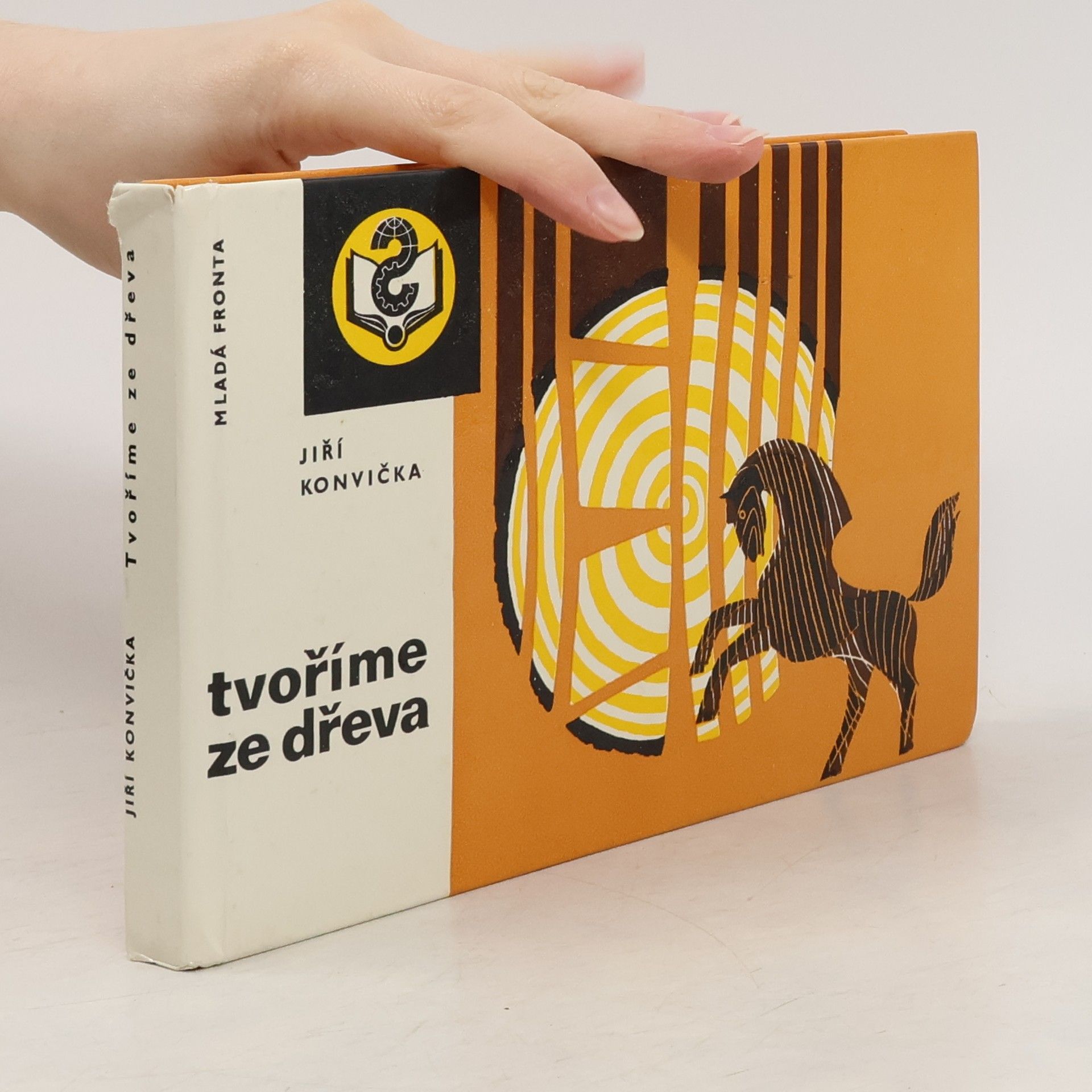Jiří Konvička Tvoříme ze dřeva