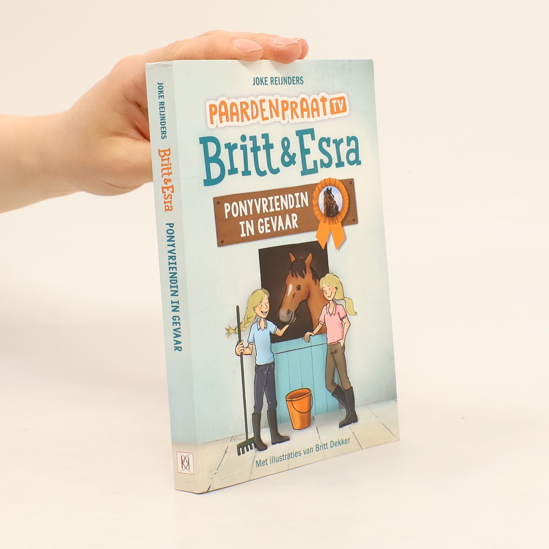 Joke Reijnders Paardenpraat tv Britt & Esra: Ponyvriendin in gevaar