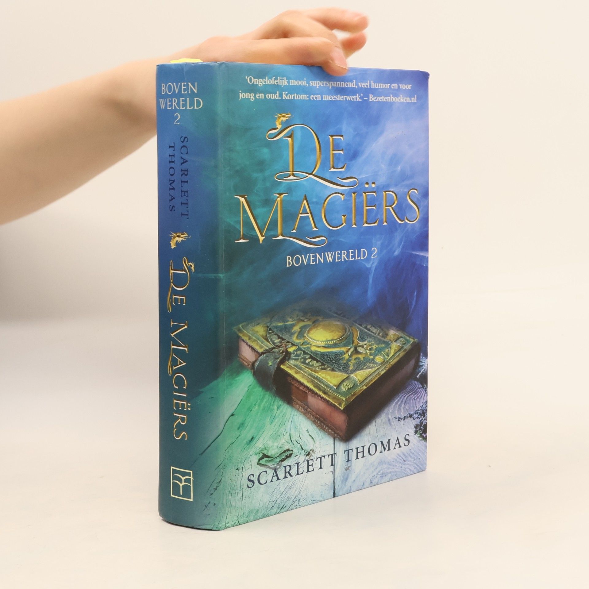 Scarlett Thomas Bovenwereld - 2: De Magiërs