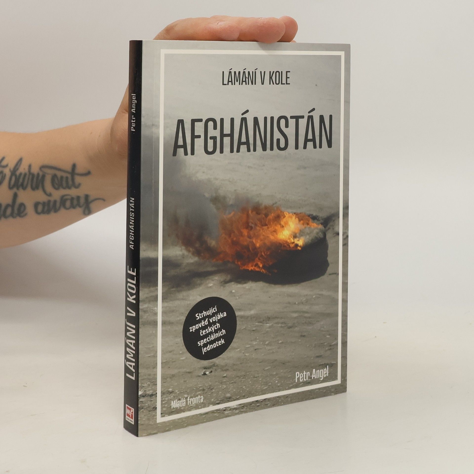 Petr Angel Lámání v kole - Afghánistán