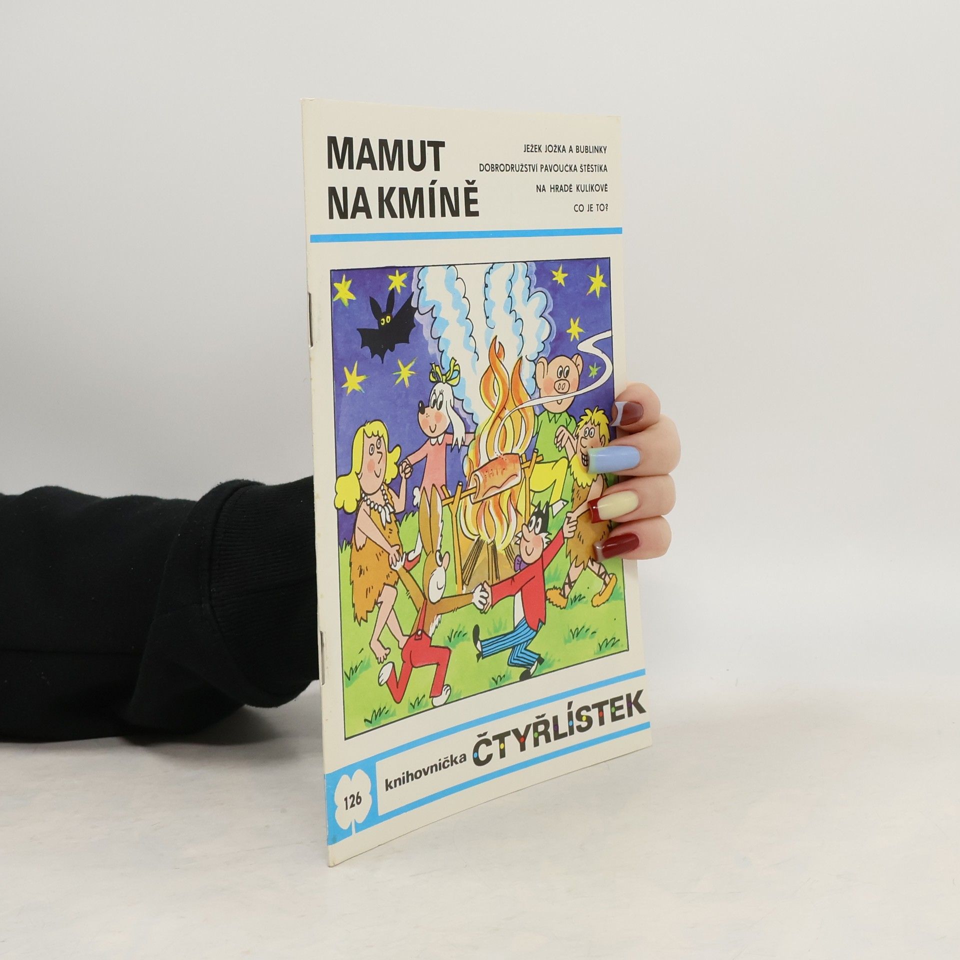 Ljuba Štíplová Čtyřlístek 126. Mamut na kmíně