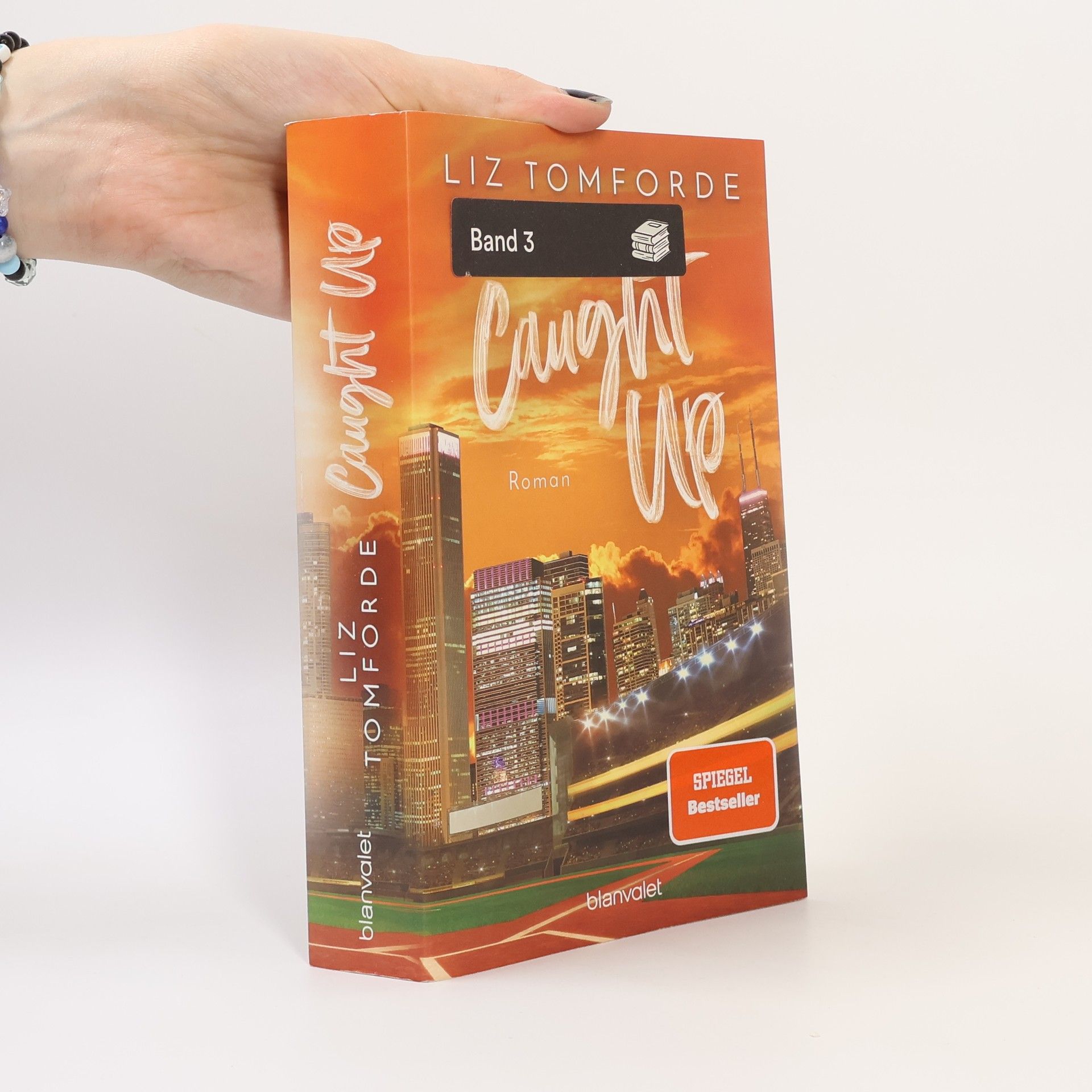 Liz Tomforde Caught up