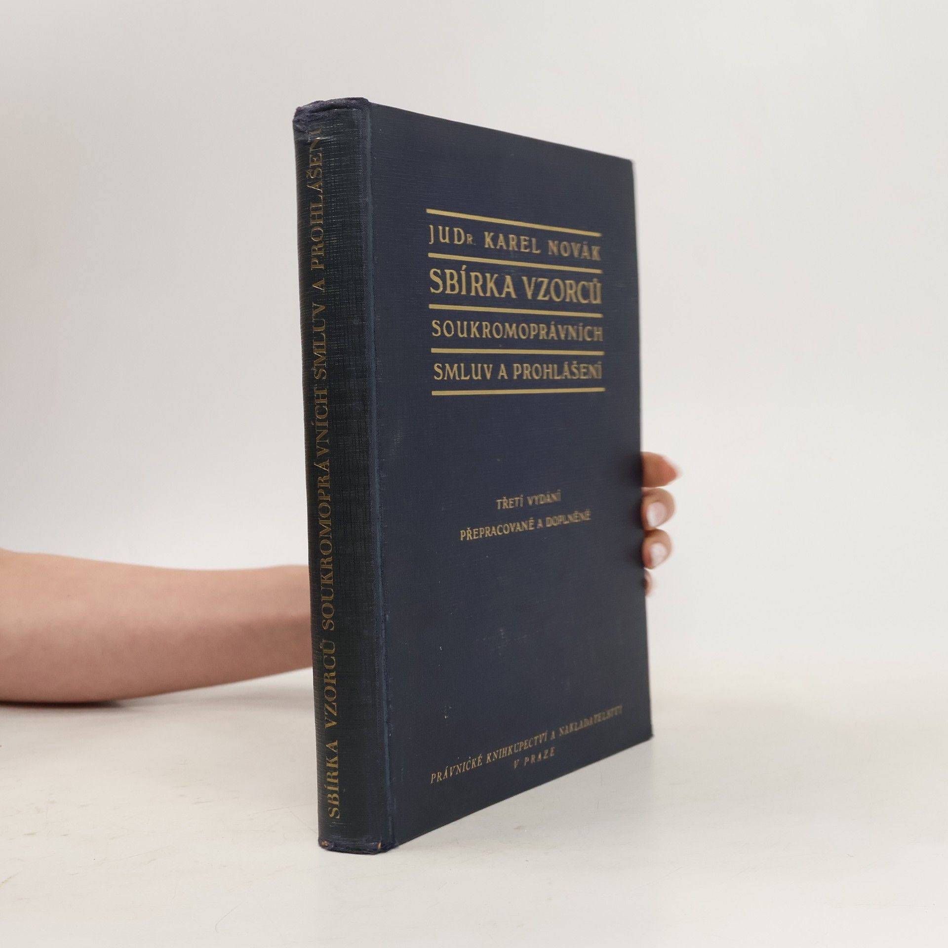 Karel Novák Sbírka vzorců soukromoprávních smluv a prohlášení