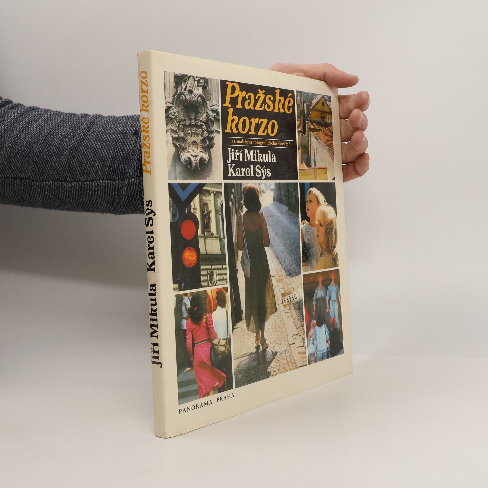 Jiří Mikula Pražské korzo. Z malířova fotografického skicáře