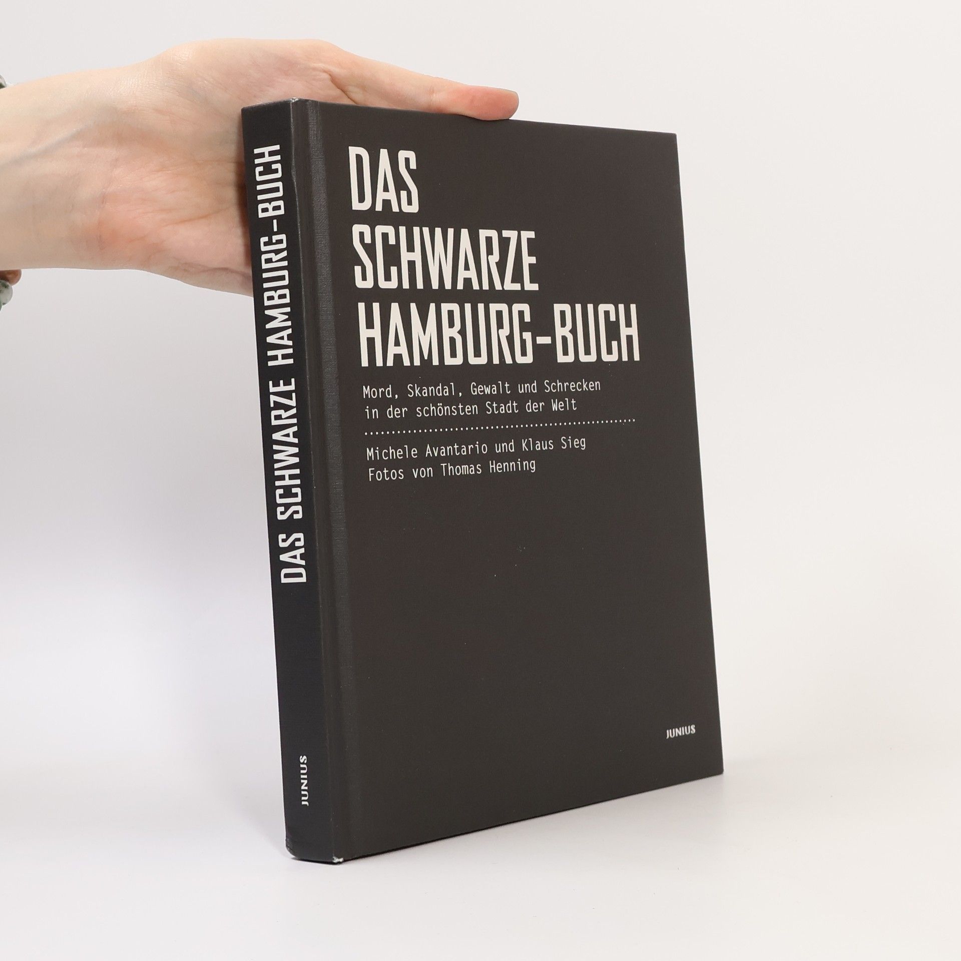 Michele Avantario Das schwarze Hamburg-Buch