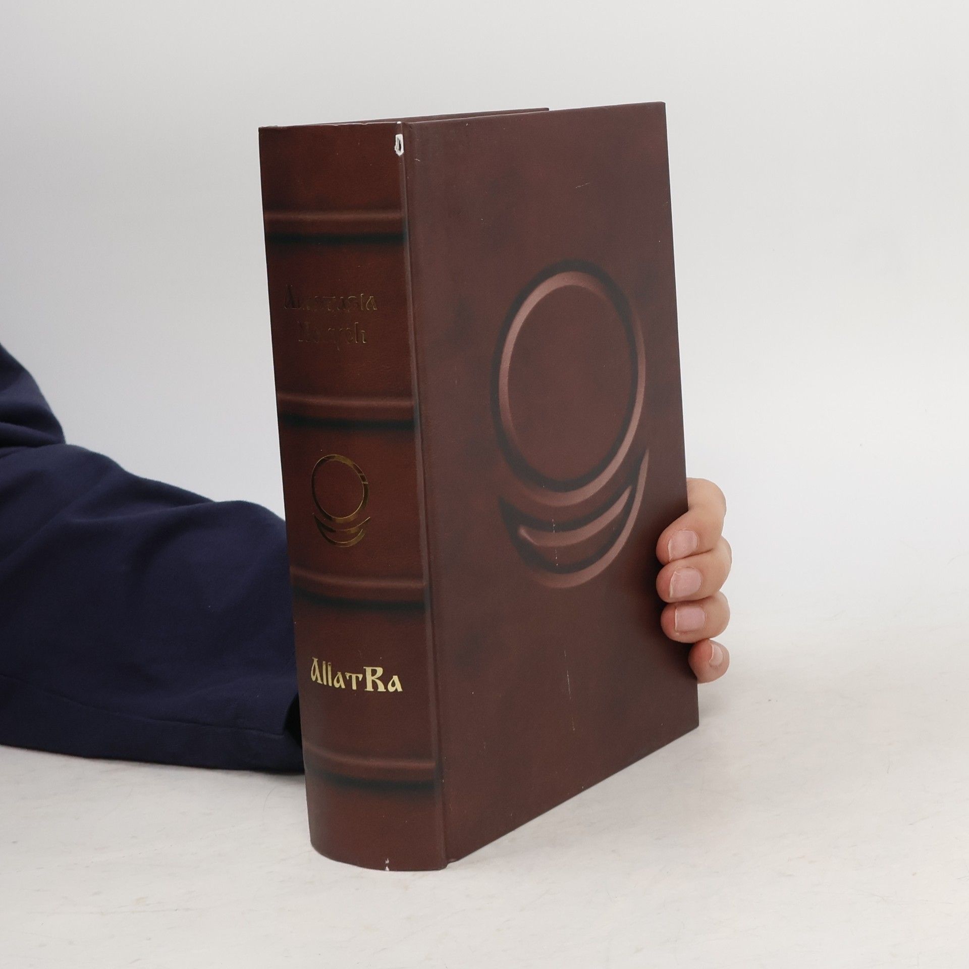 Anastasia Novych AllatRa