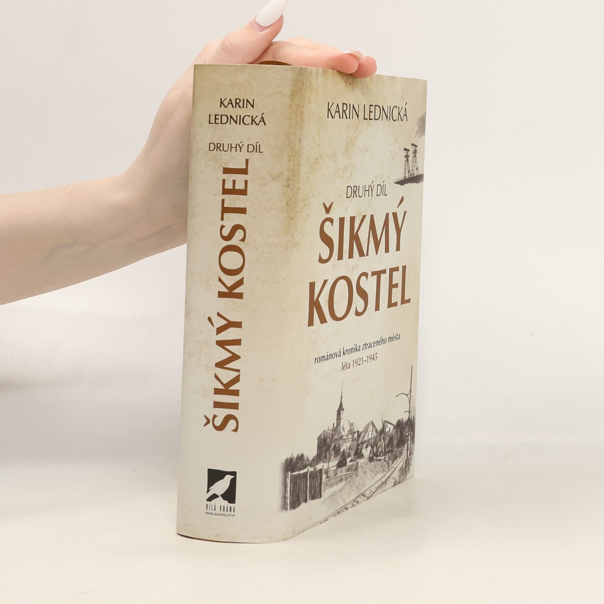 Karin Lednická Šikmý kostel 2