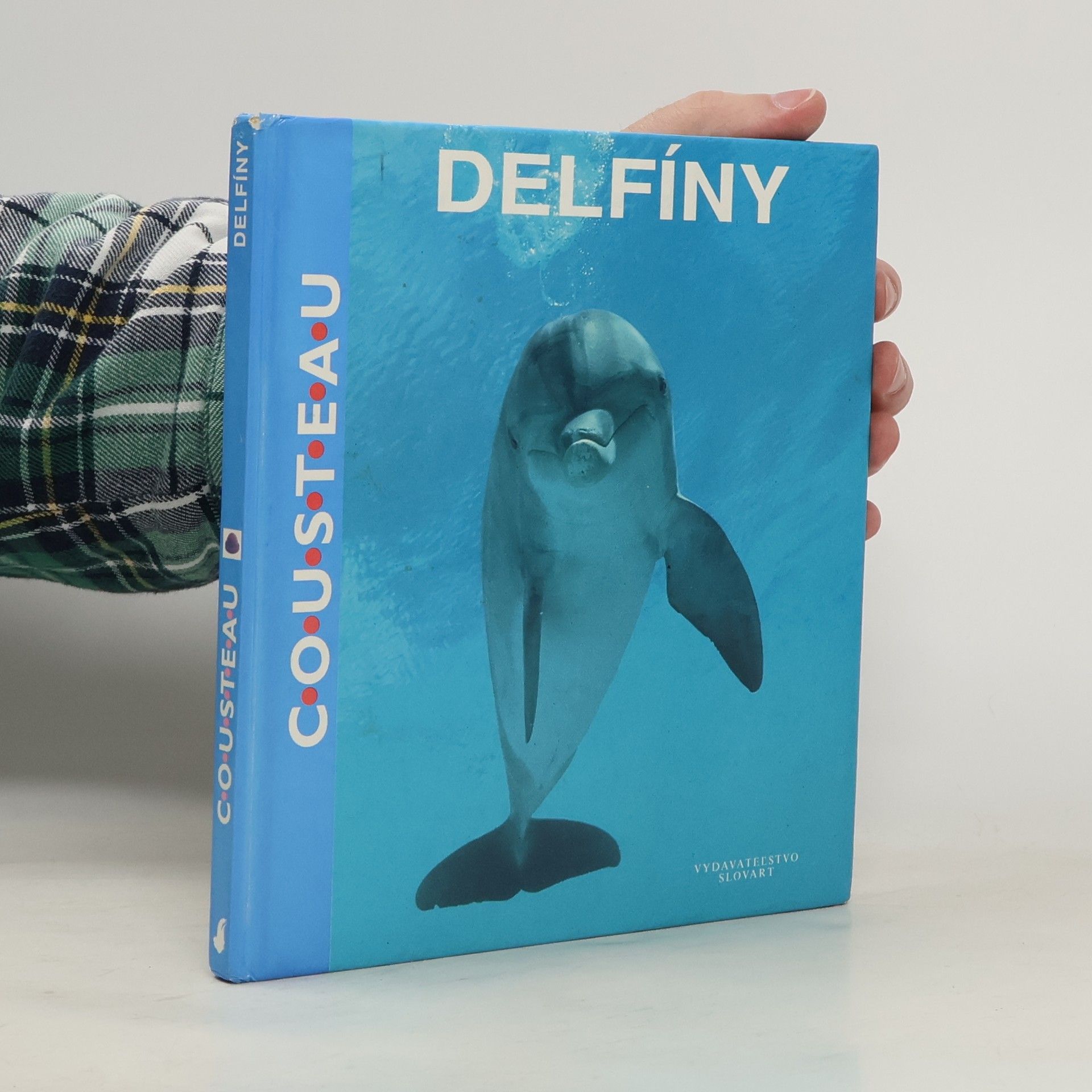 Various authors Delfíny