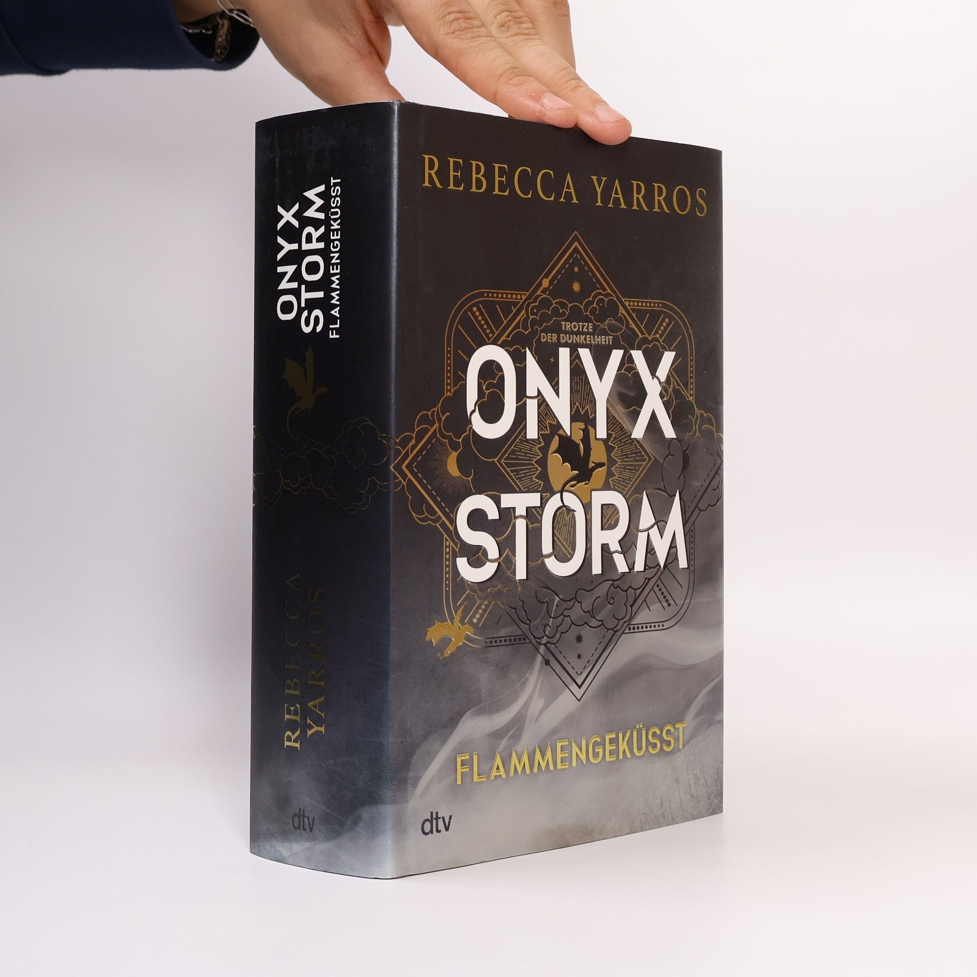 Rebecca Yarros Onyx Storm. Flammengeküsst