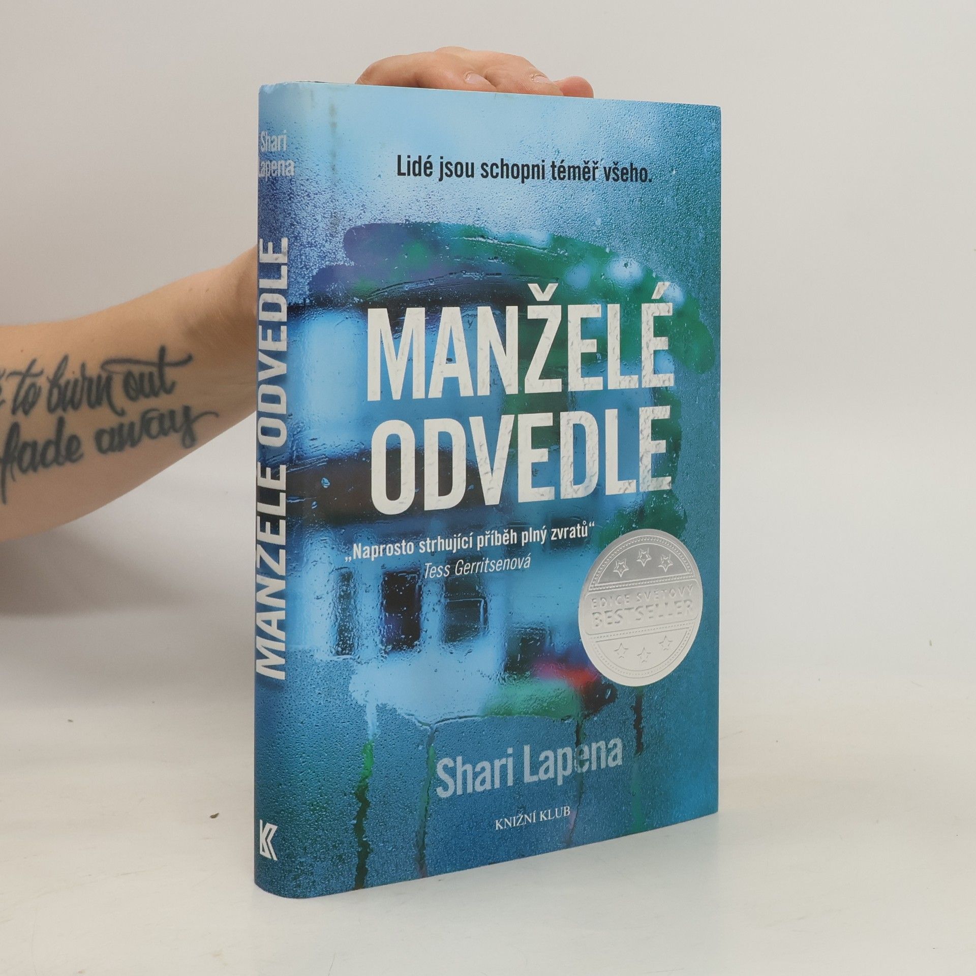 Shari Lapena Manželé odvedle