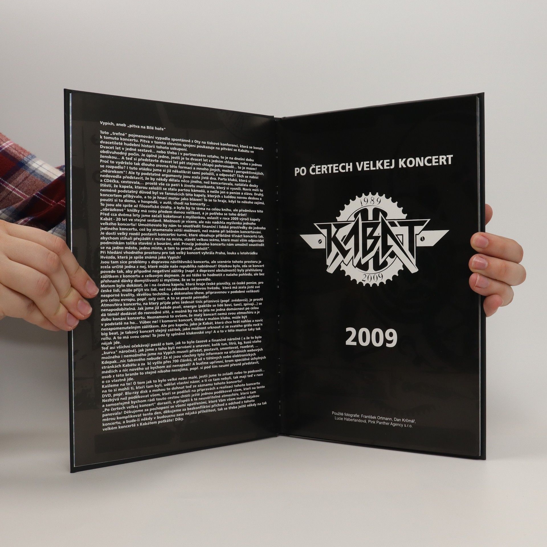 Kolektiv autorů Po čertech velkej koncert: Kabát 2009