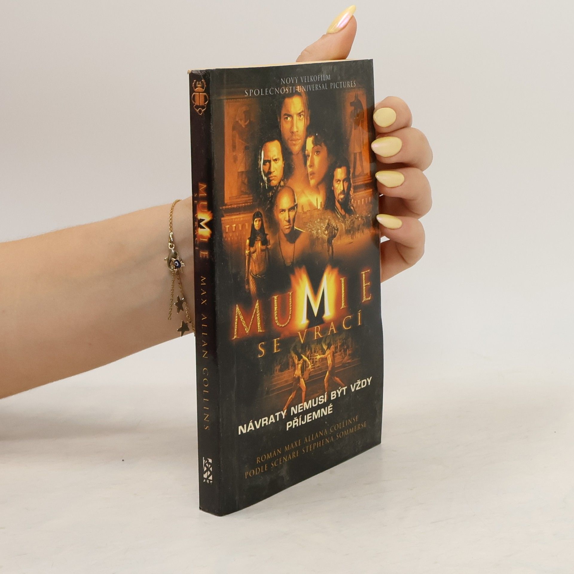 Max Allan Collins Mumie se vrací