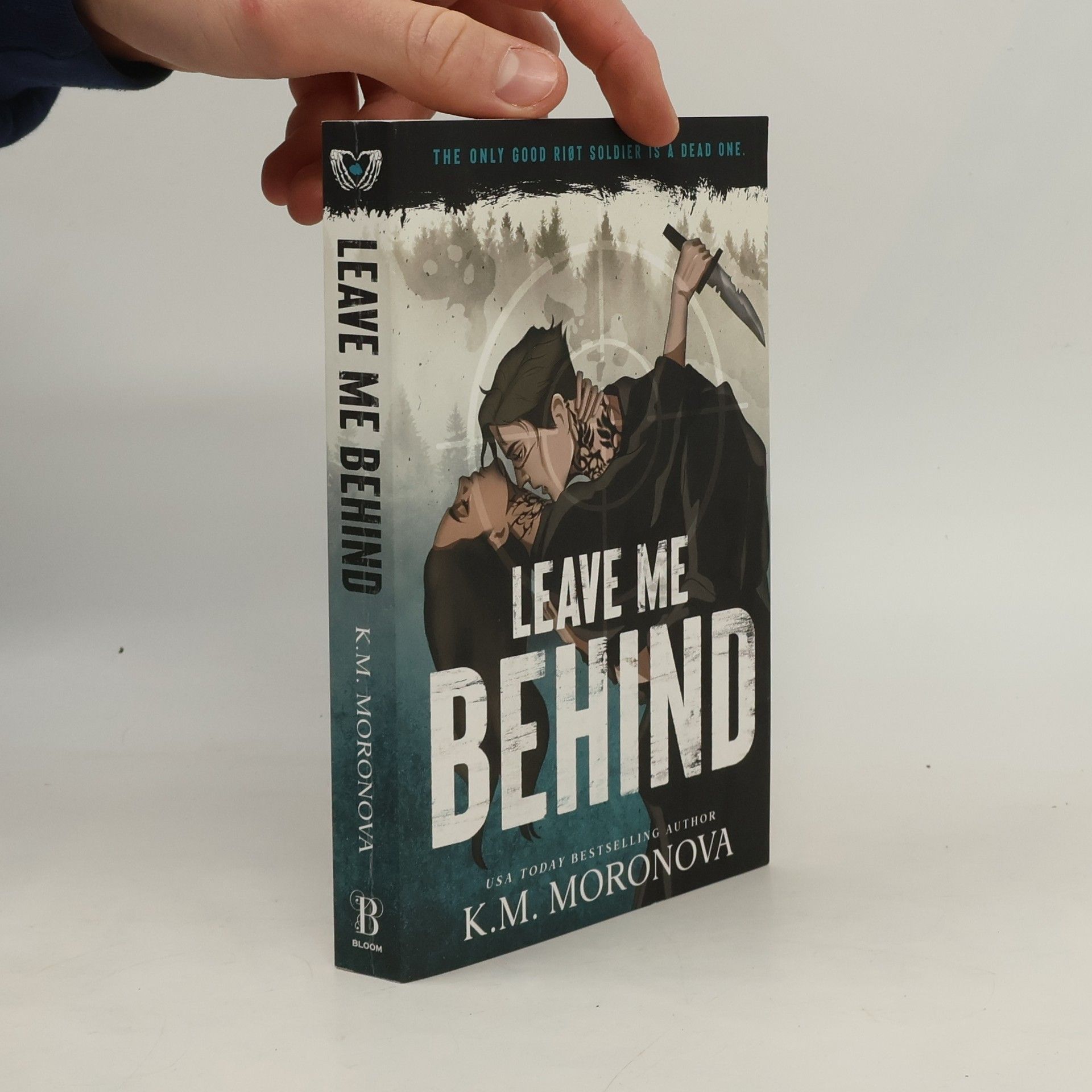 K M Moronova Leave Me Behind