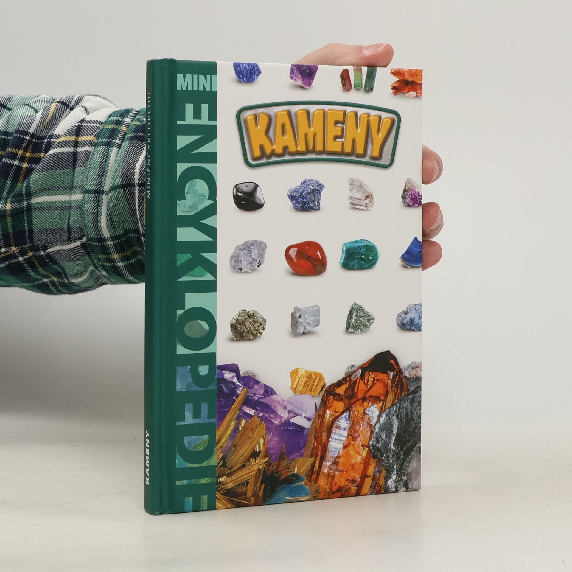 Collectif d'auteurs Kameny. Miniencyklopedie