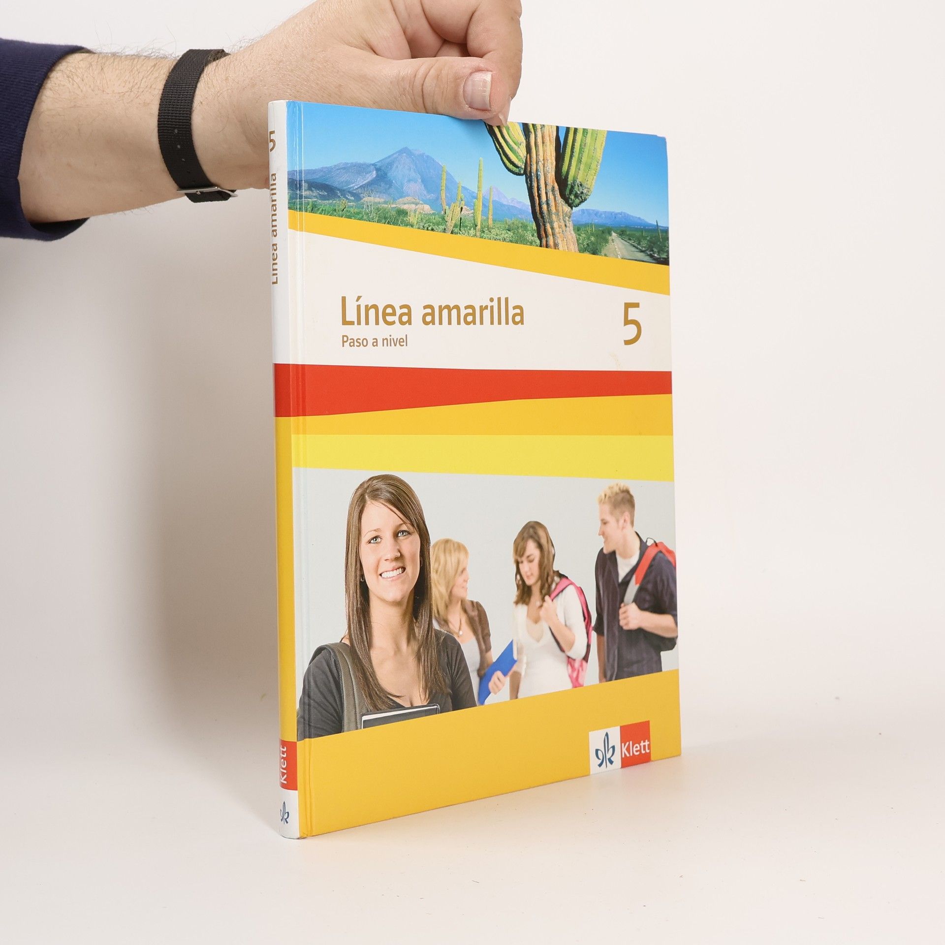 kolektiv Línea amarilla 5