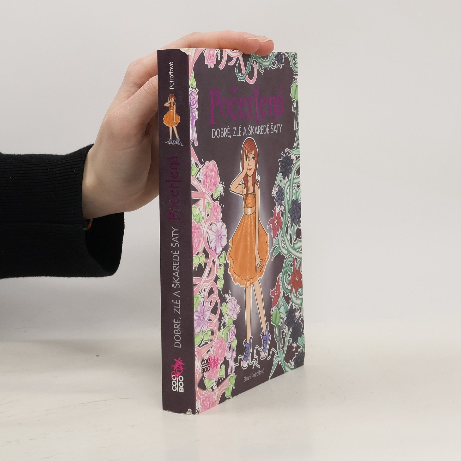 Shani Petroff Počertená - Dobré, zlé a škaredé šaty