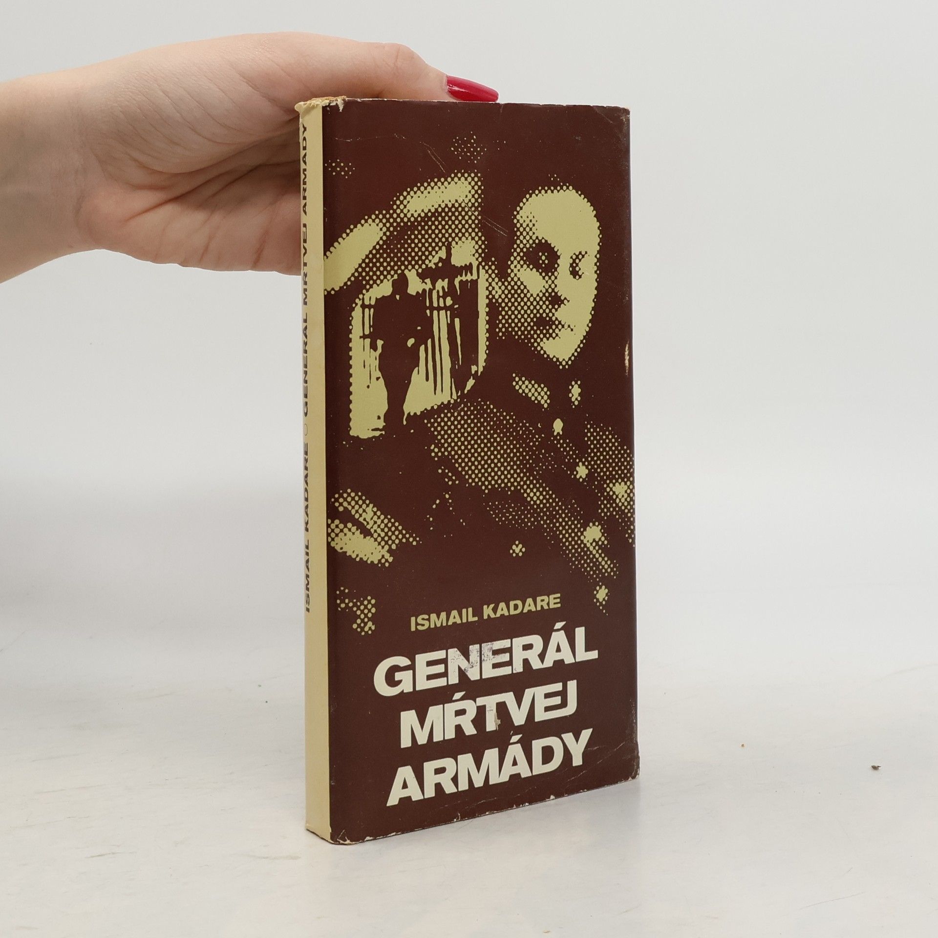 Ismail Kadare Generál mŕtvej armády