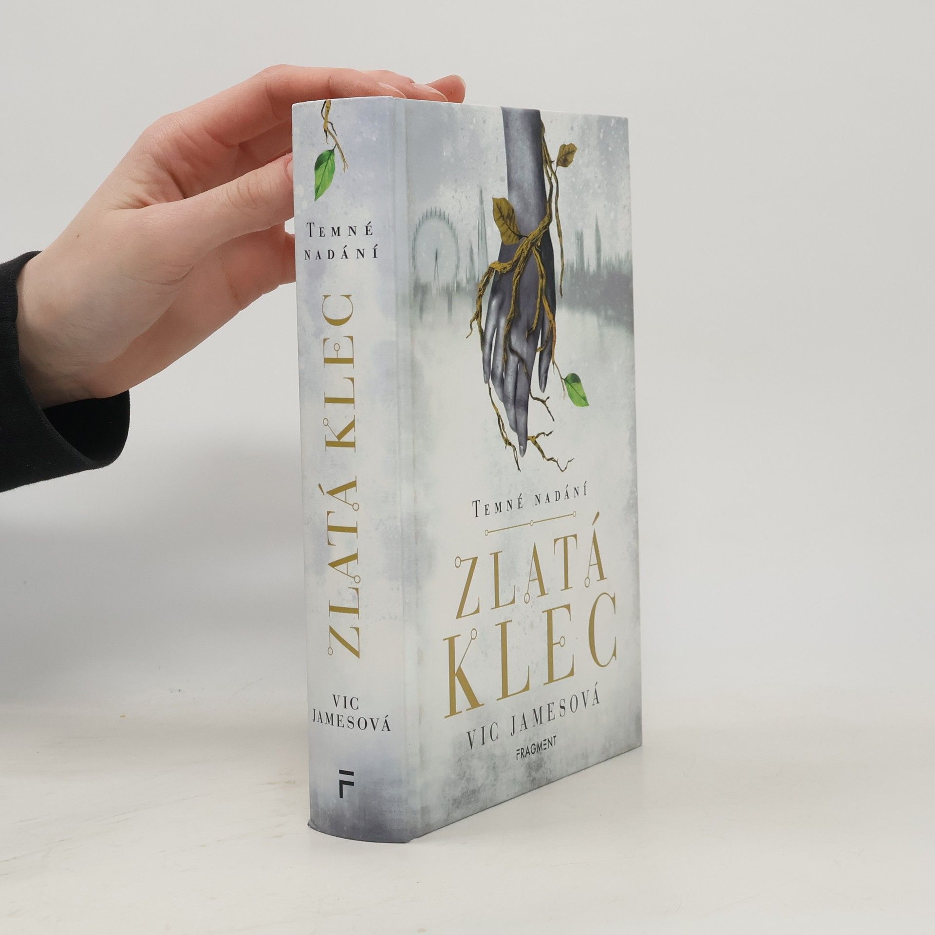 Vic James Zlatá klec