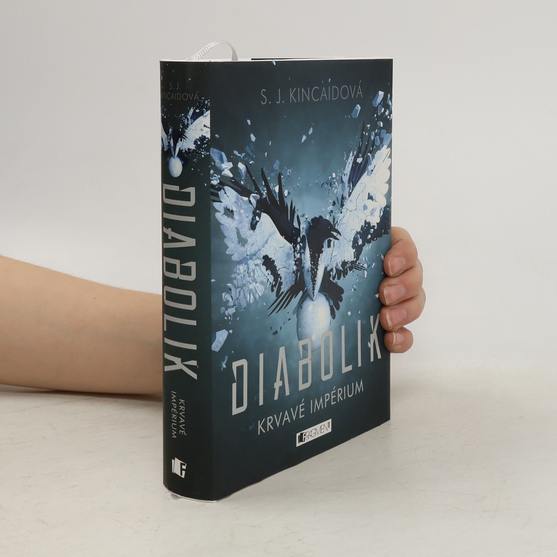 S.J. Kincaid Krvavé impérium. Diabolik