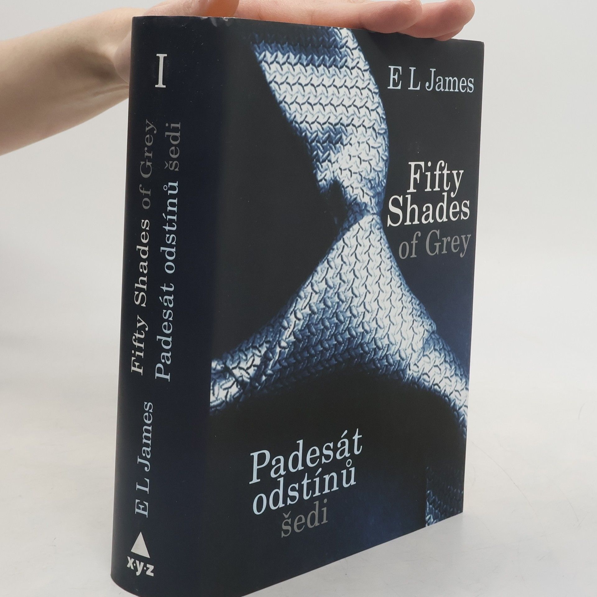 E L James Padesát odstínů šedi