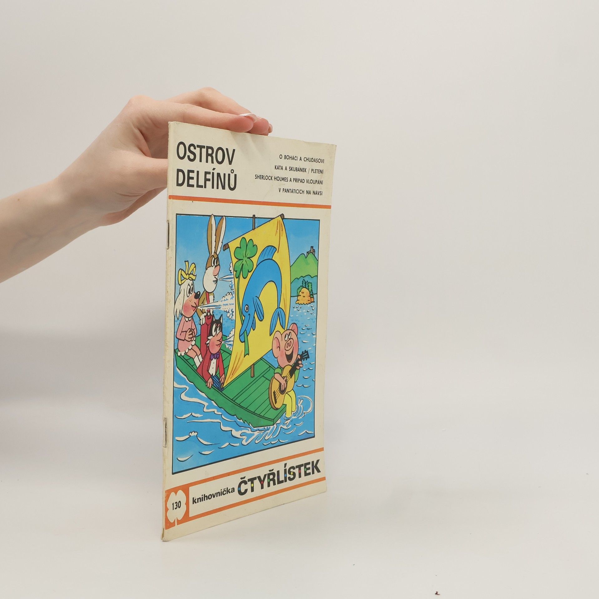 Ljuba Štíplová Čtyřlístek 130. Ostrov delfínů