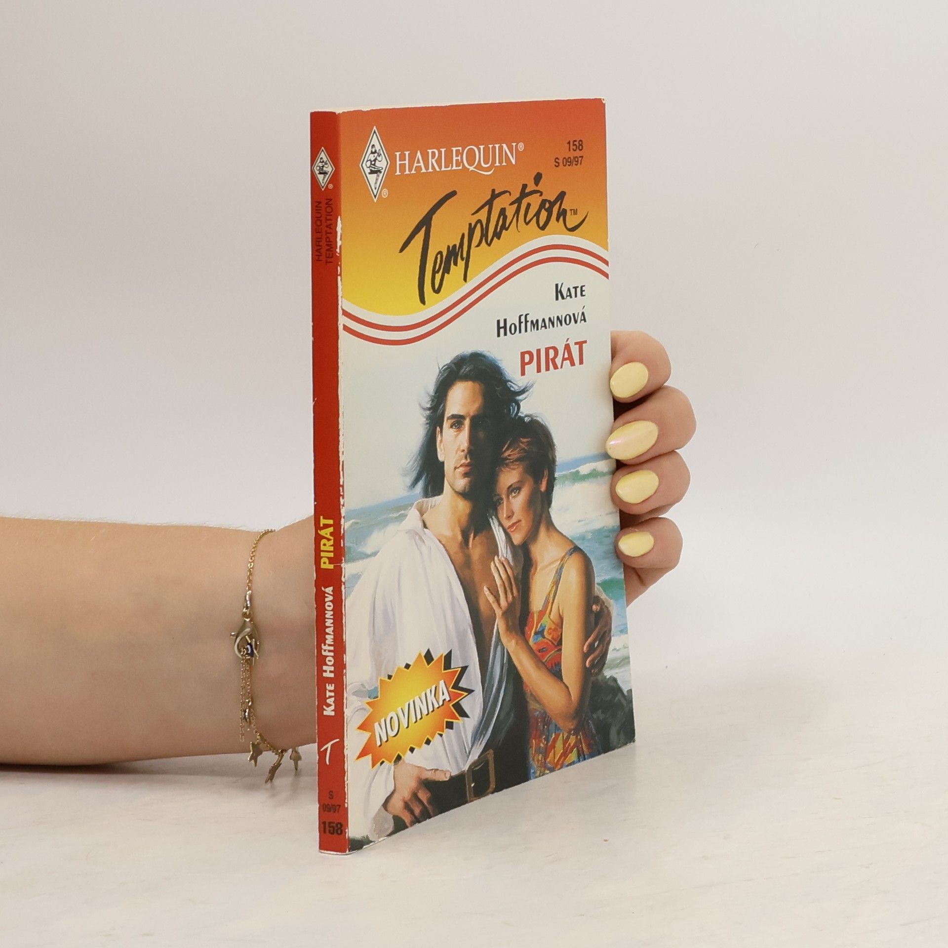 Kate Hoffmann Pirát