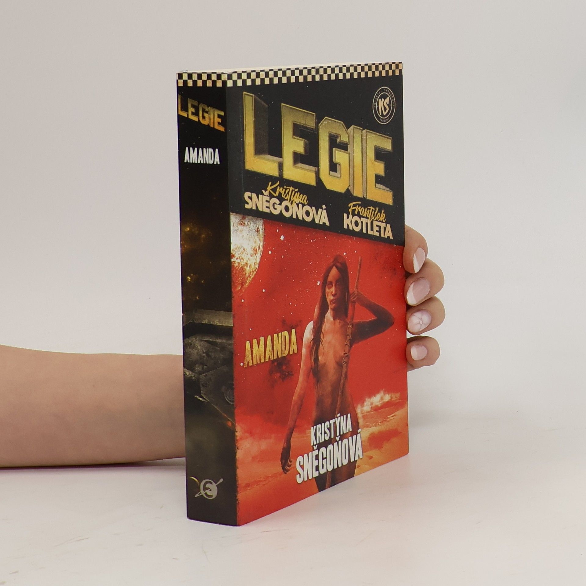 Kristýna Sněgoňová Legie. Amanda
