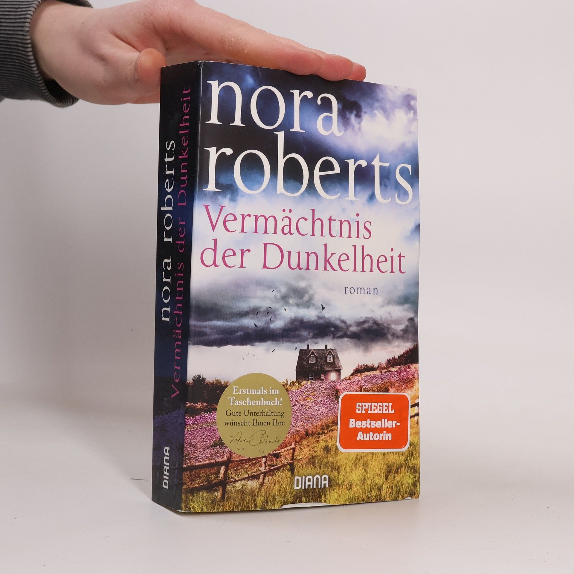 Nora Roberts Vermächtnis der Dunkelheit