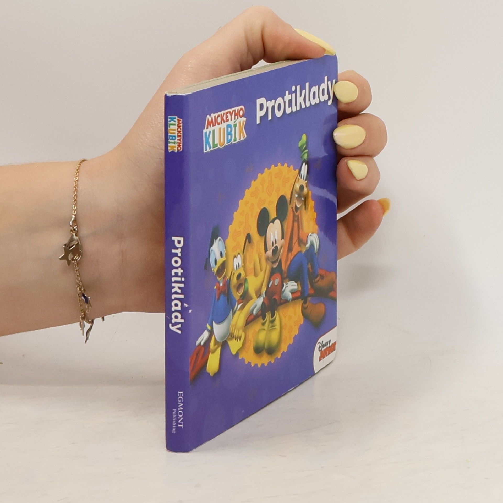 kolektiv Mickeyho klubík: Protiklady