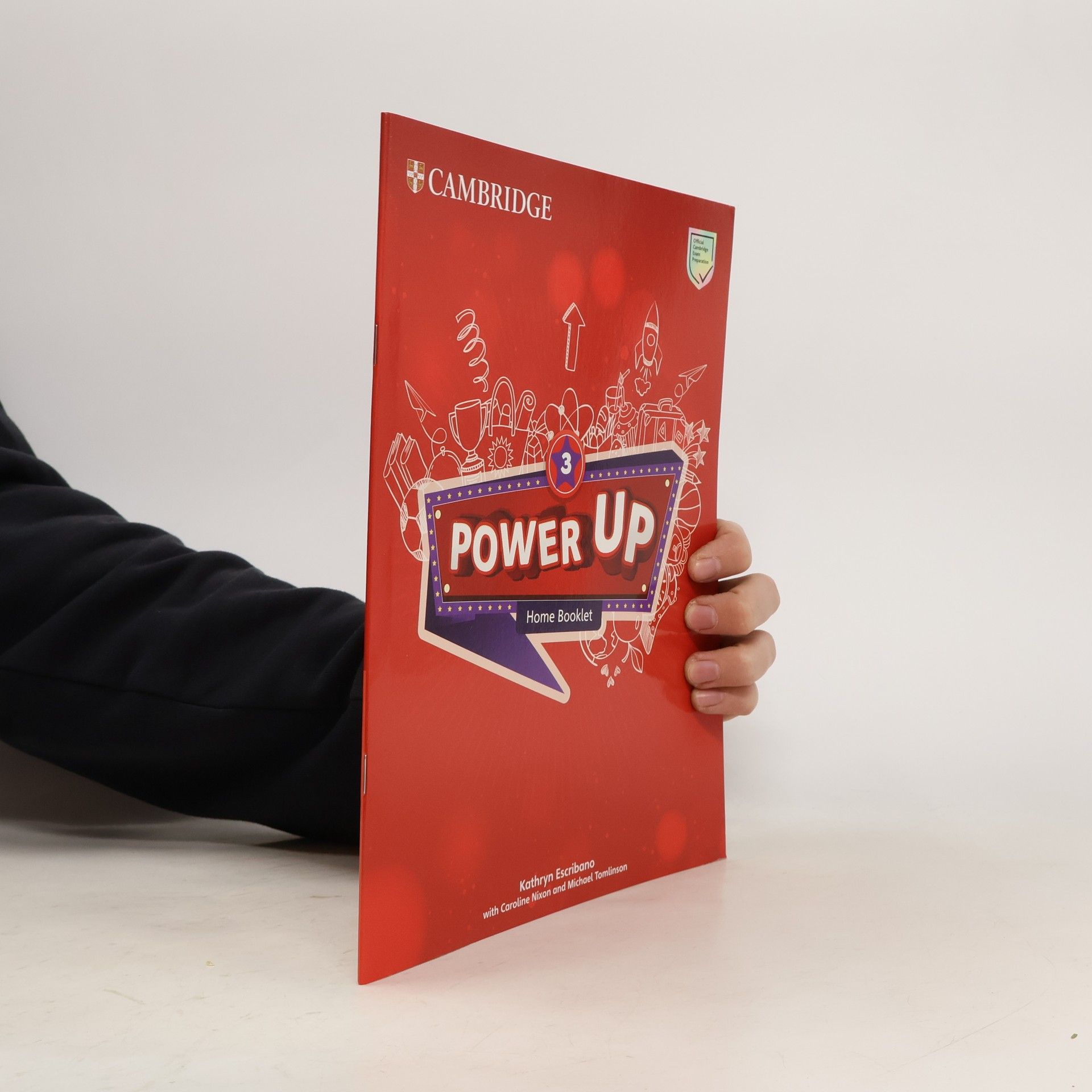 Michael Tomlinson Power up 3: Activity book with online resources