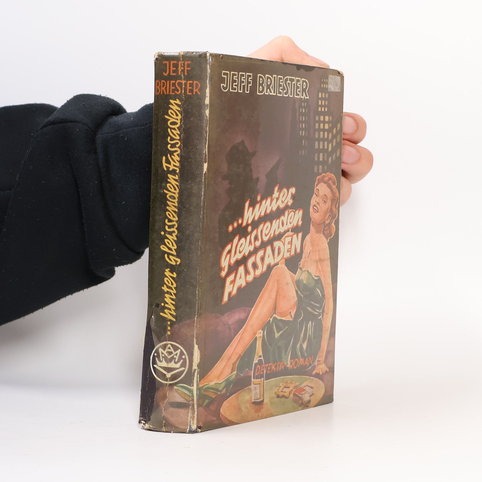 Jeff Briester ...hinter gleissenden Fassaden