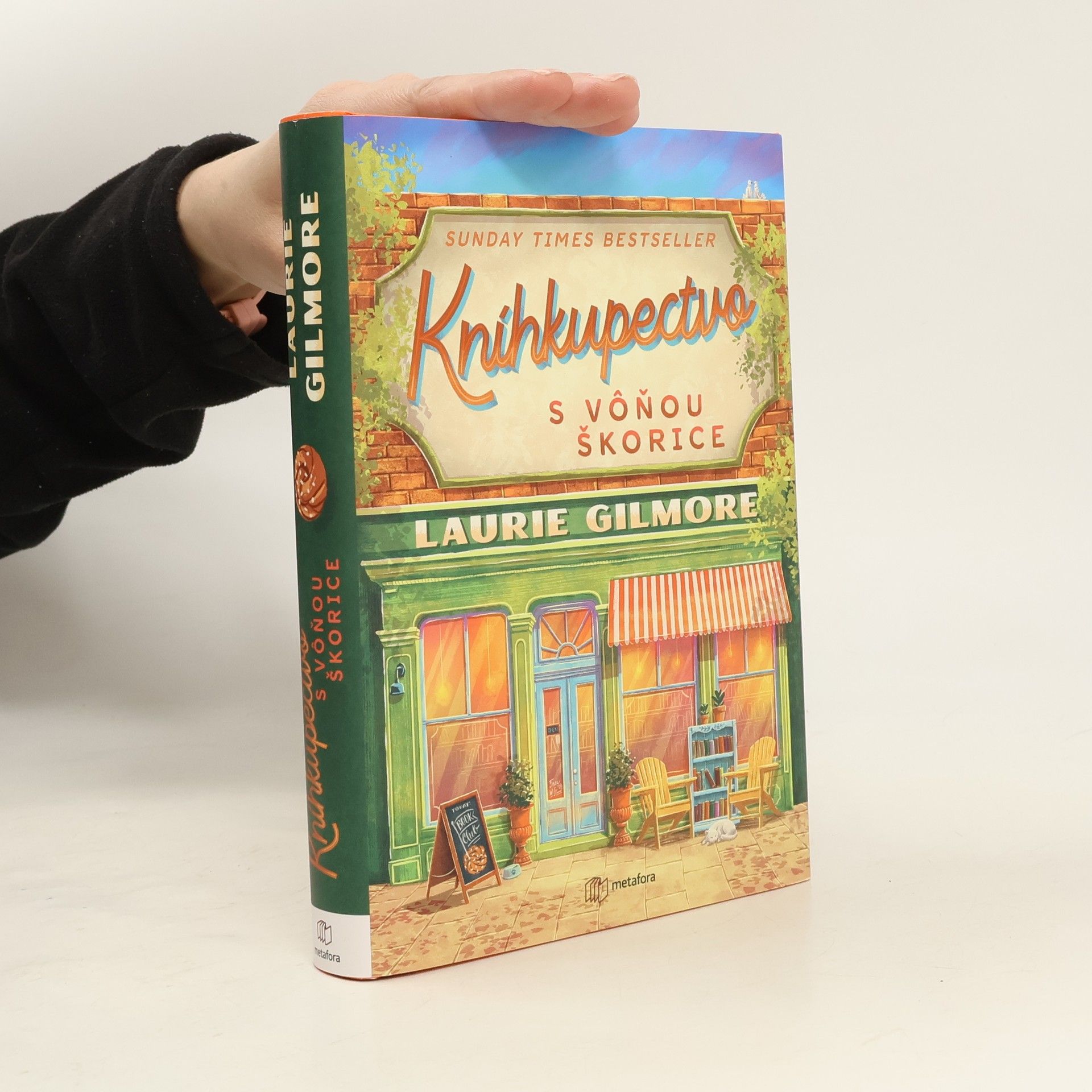 Laurie Gilmore Kníhkupectvo s vôňou škorice