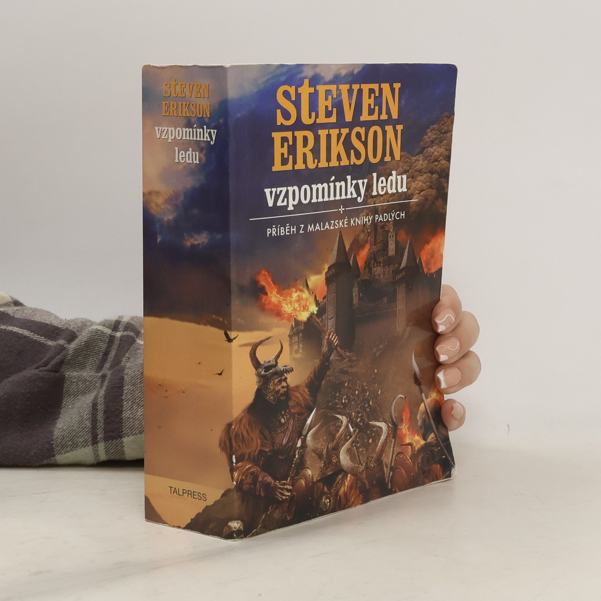 Steven Erikson Vzpomínky ledu