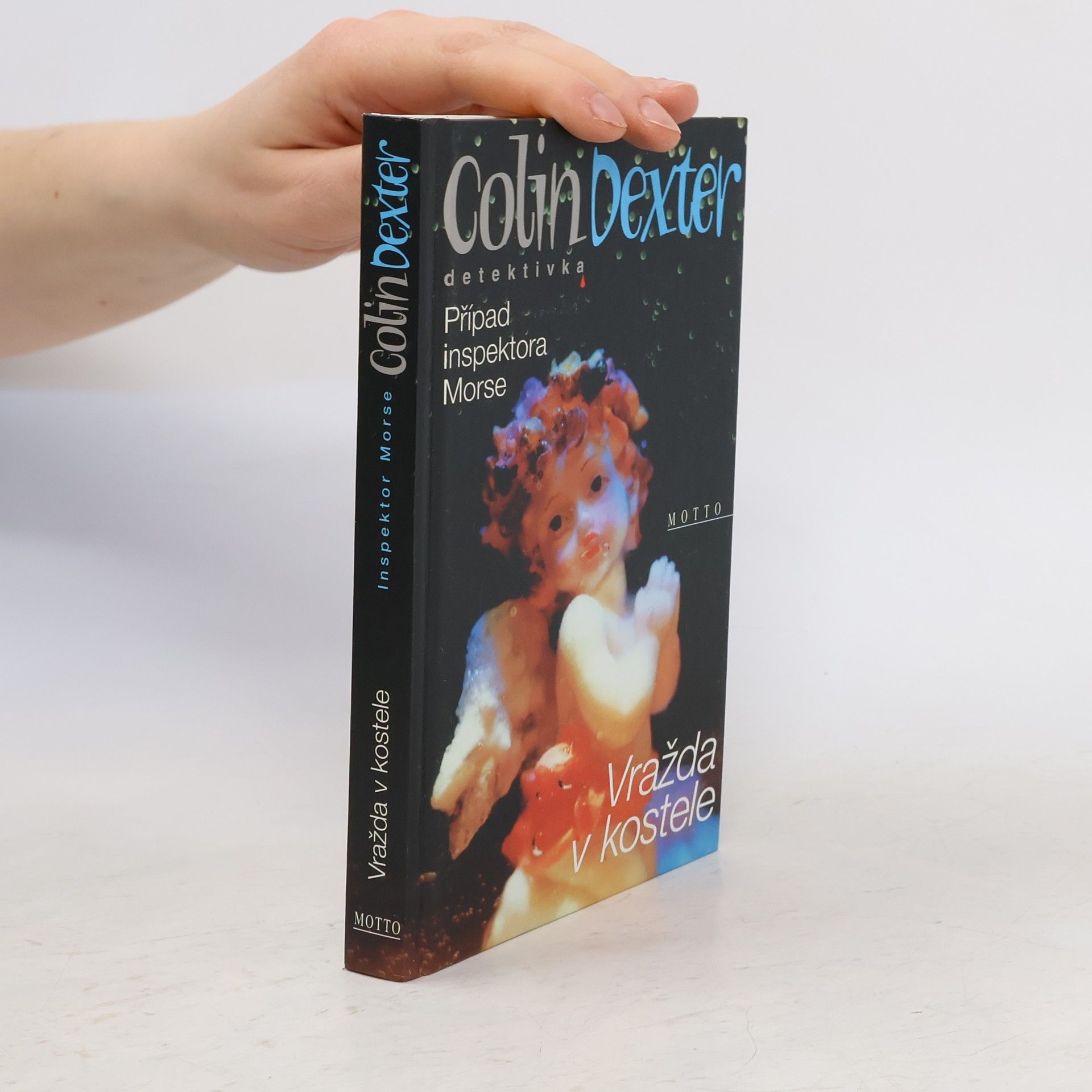 Colin Dexter Vražda v kostele