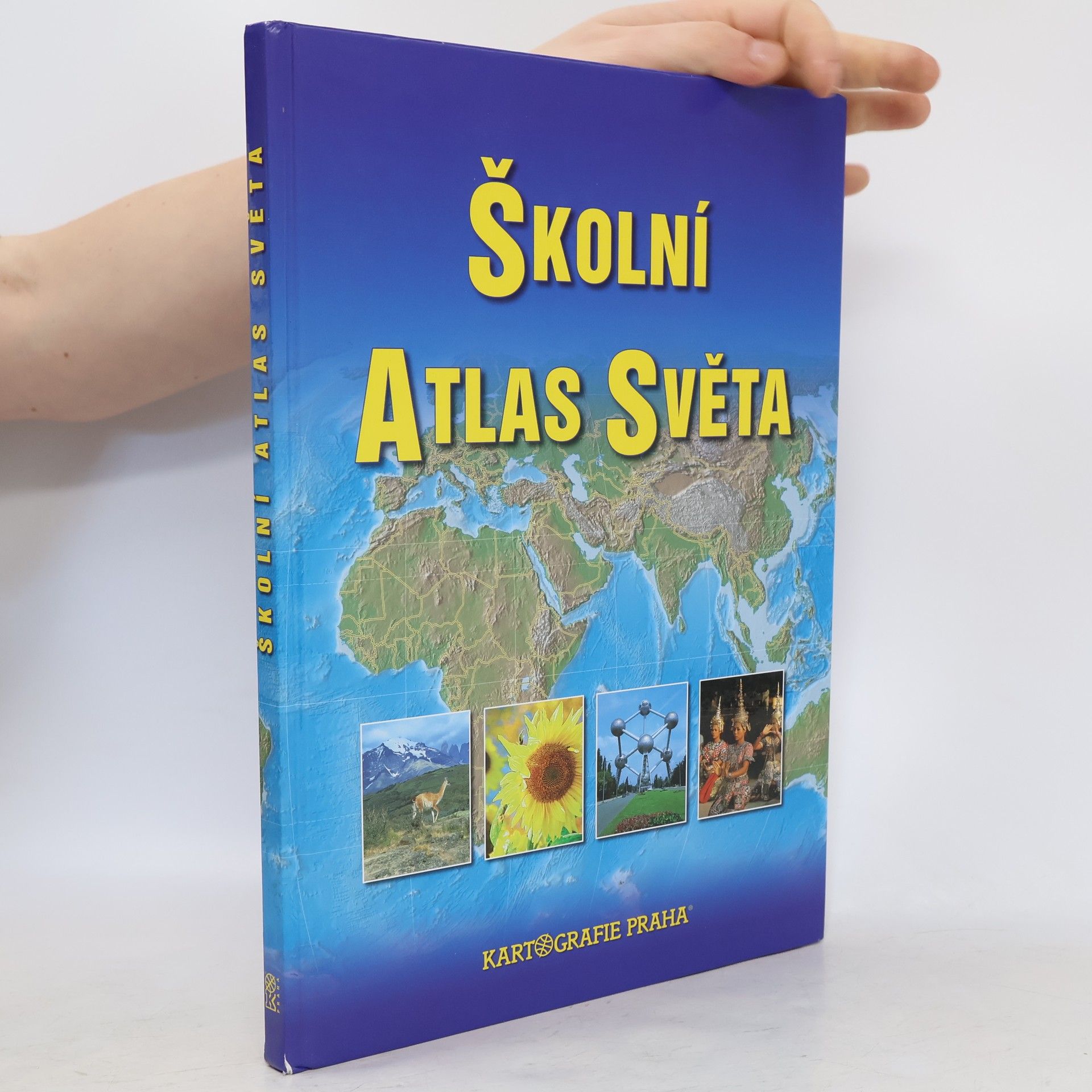 Kolektiv autorů Školní atlas světa