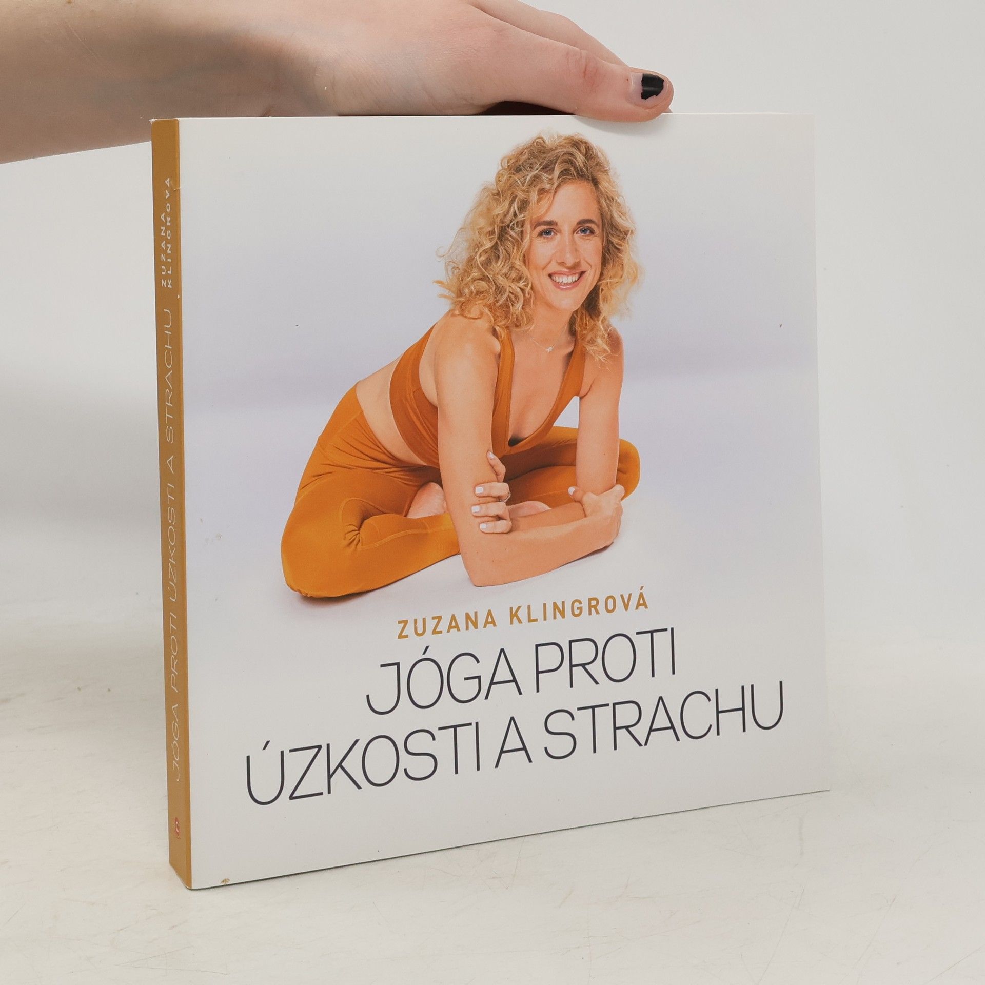 Zuzka Klingrová Jóga proti úzkosti a strachu