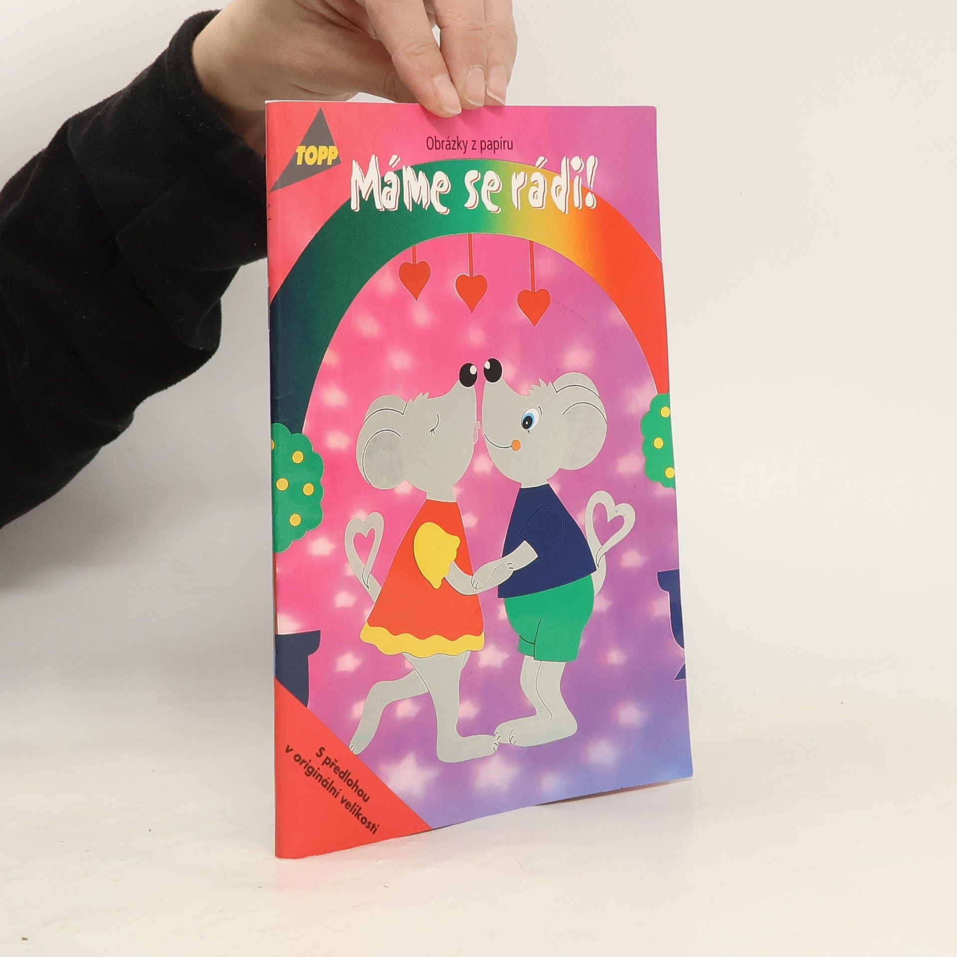 Máme se rádi! Obrázky z papíru