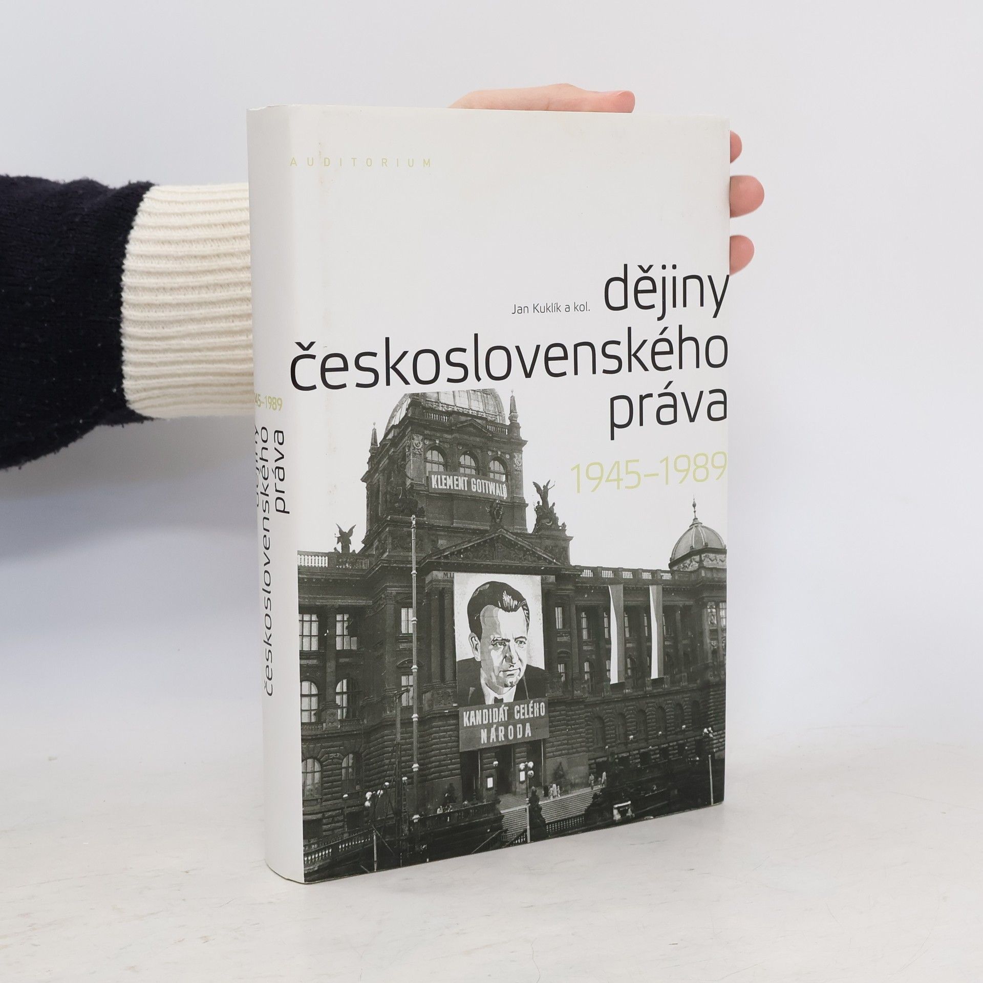 Jan Kuklík ml. Dějiny československého práva 1945–1989