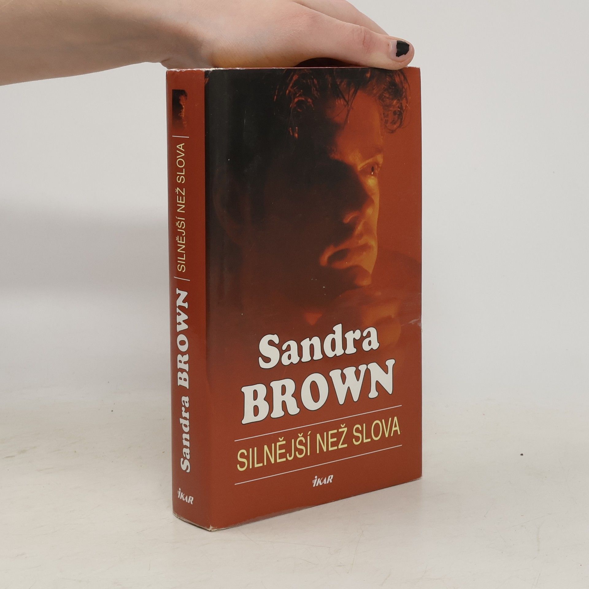 Sandra Brown Silnější než slova