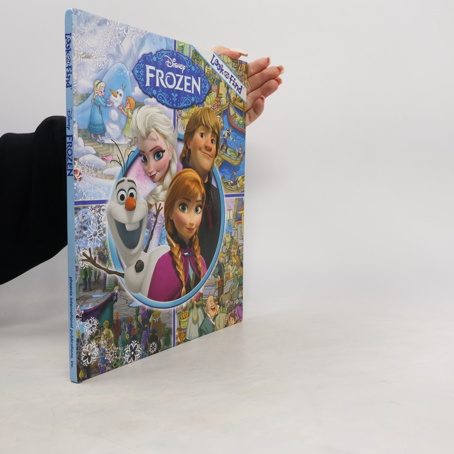 kolektiv Frozen. Look and Find