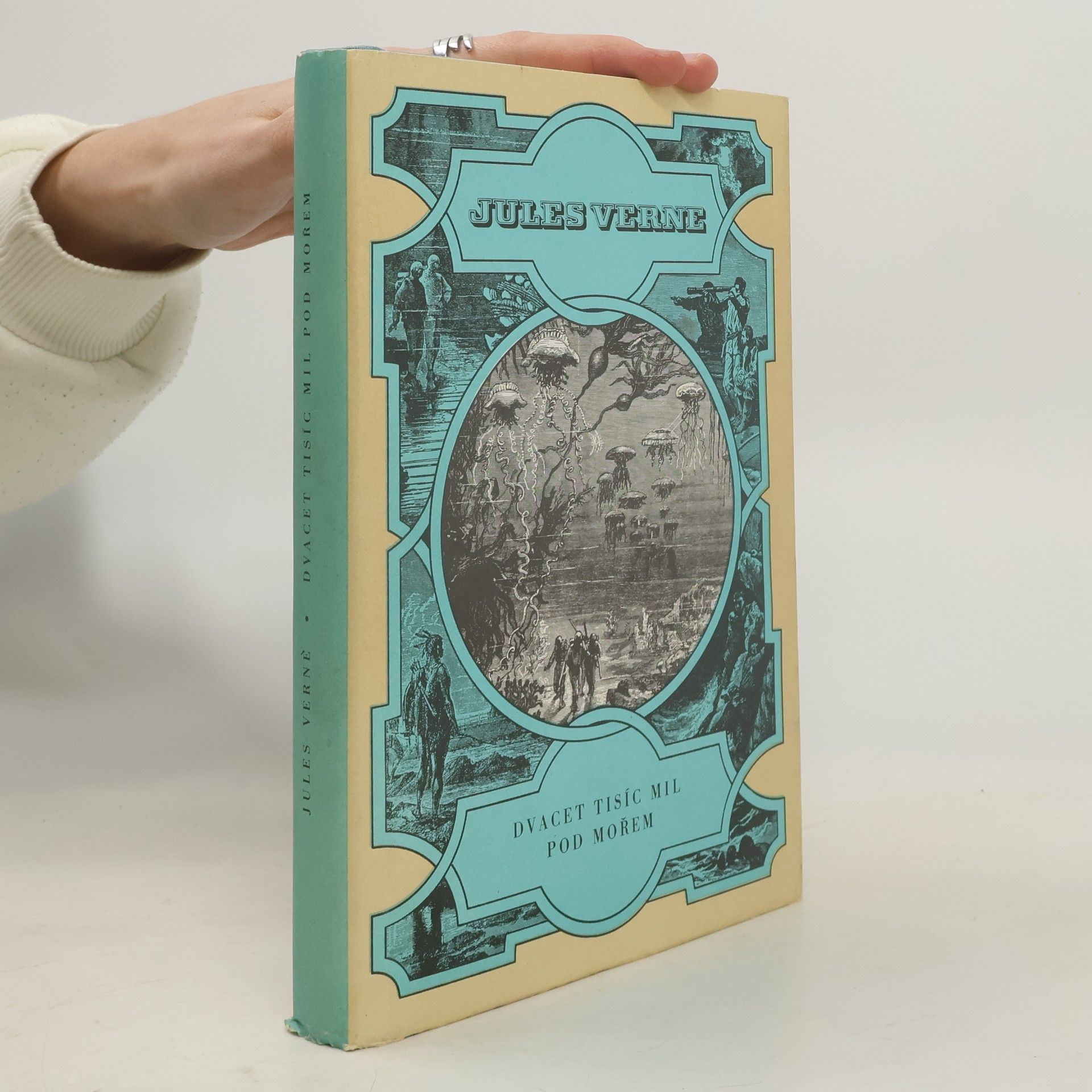 Jules Verne Dvacet tisíc mil pod mořem