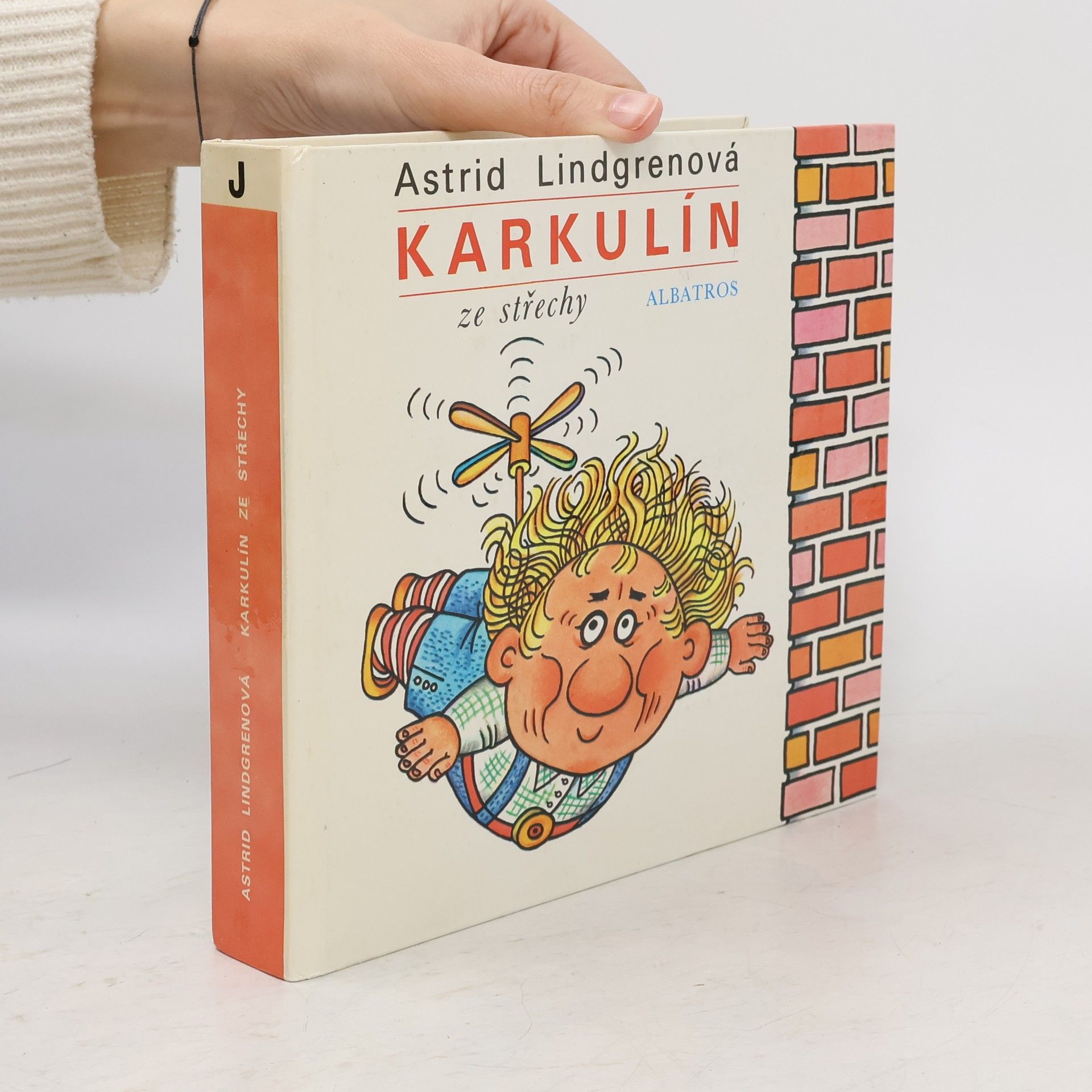 Astrid Lindgren Karkulín ze střechy